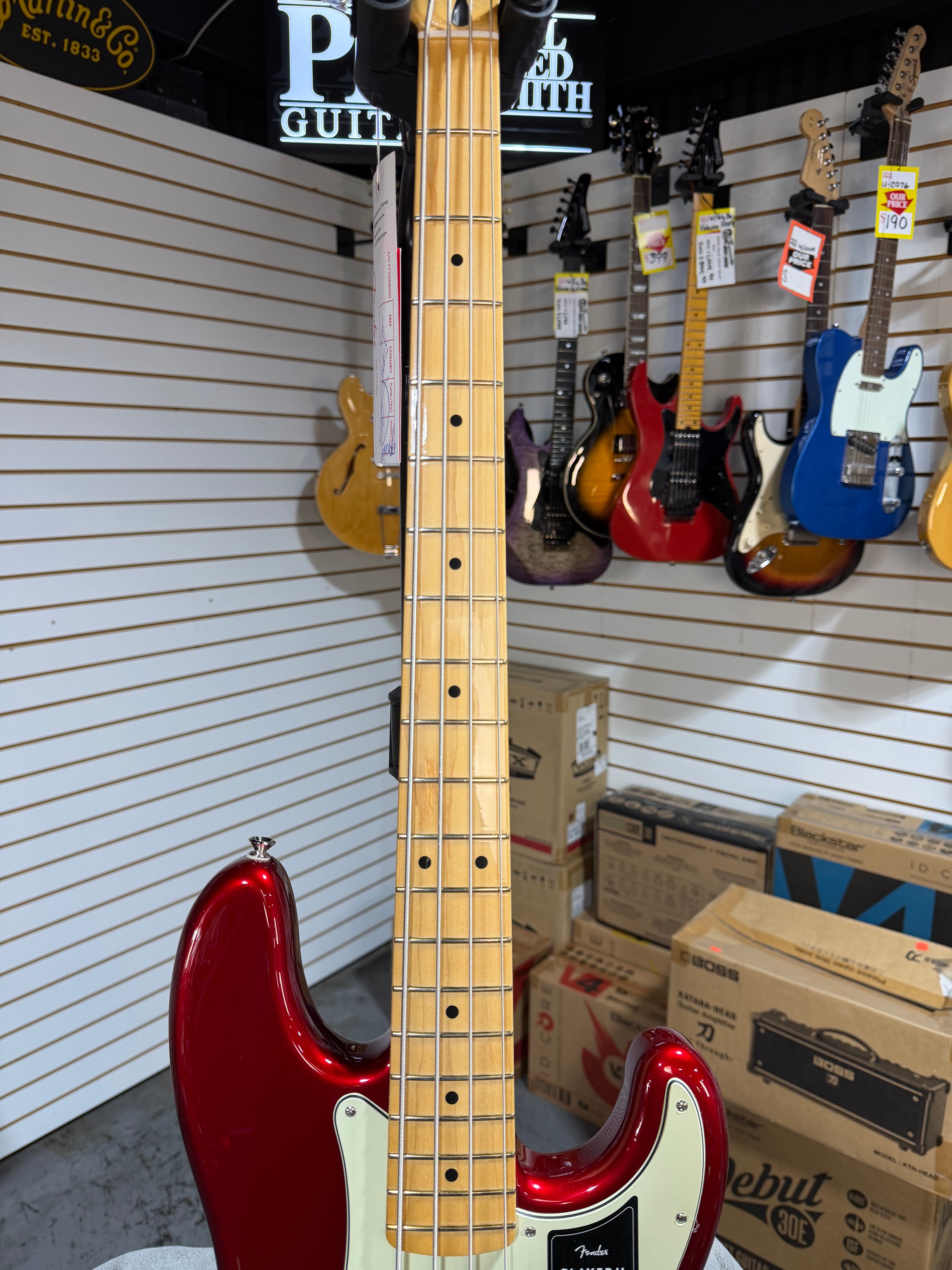 Fender 75th Anniversary Player II Precision Bass Candy Apple Red