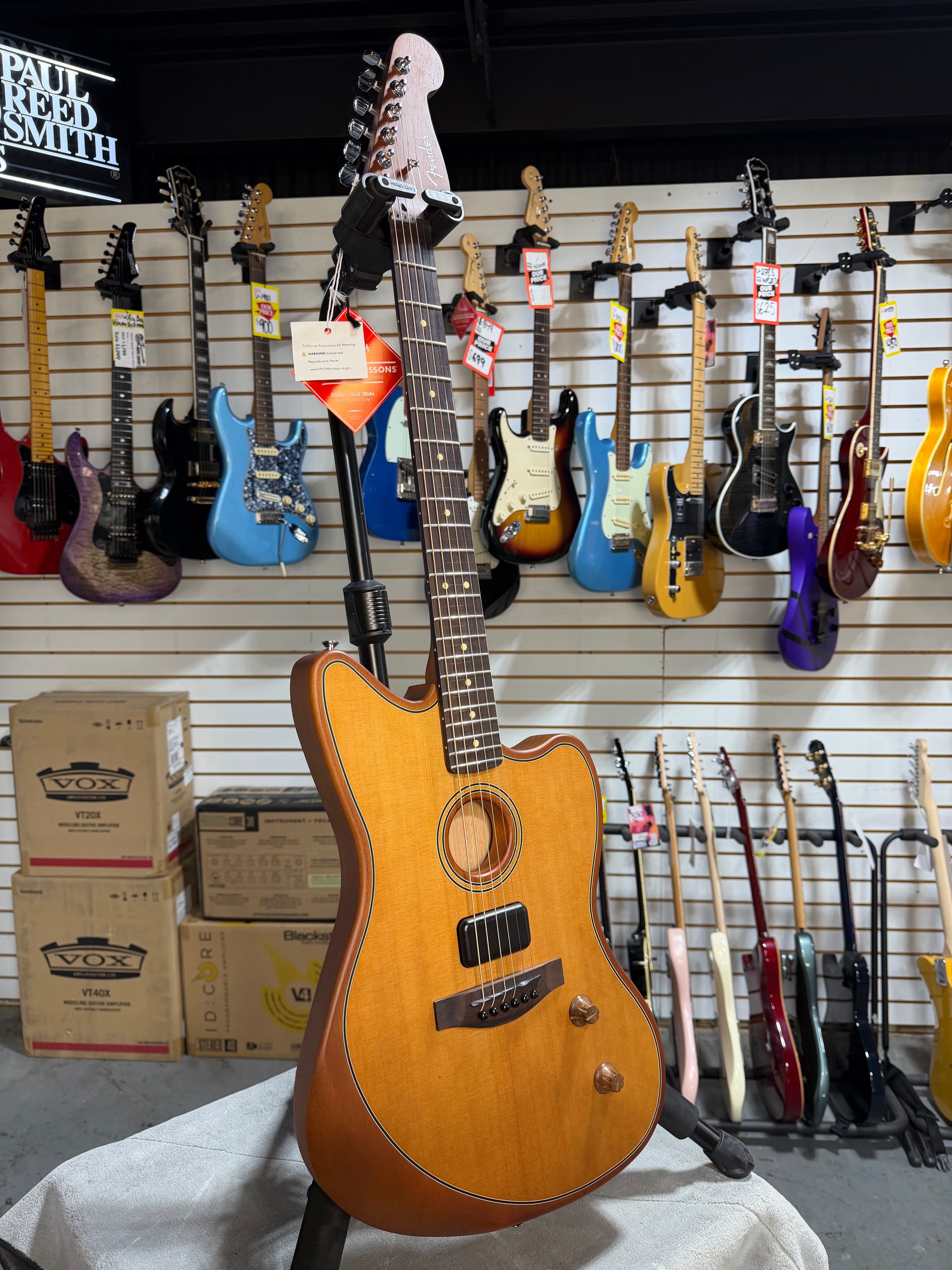 Fender Acoustasonic Standard Jazzmaster Aged Natural