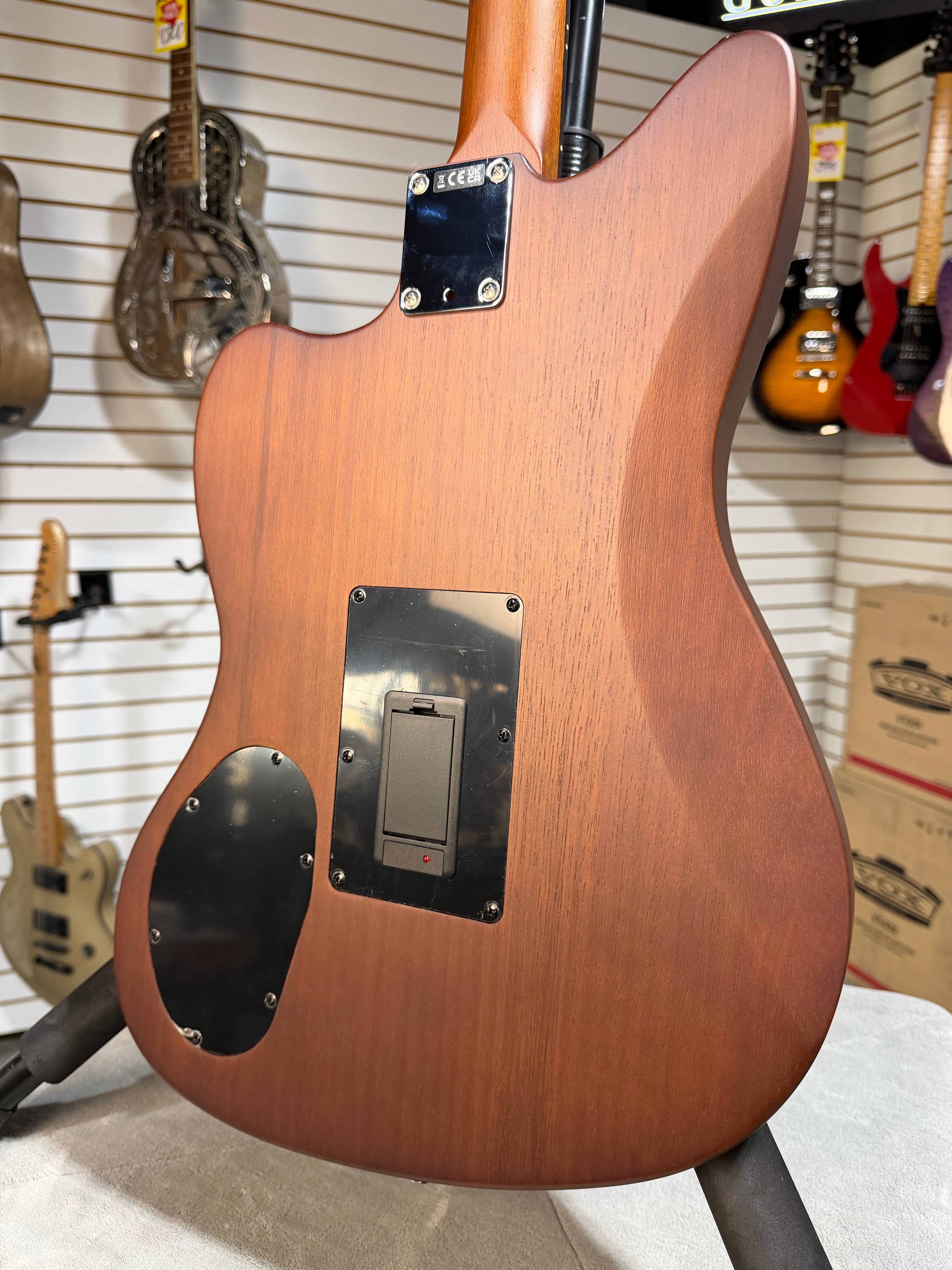 Fender Acoustasonic Standard Jazzmaster Honey Burst