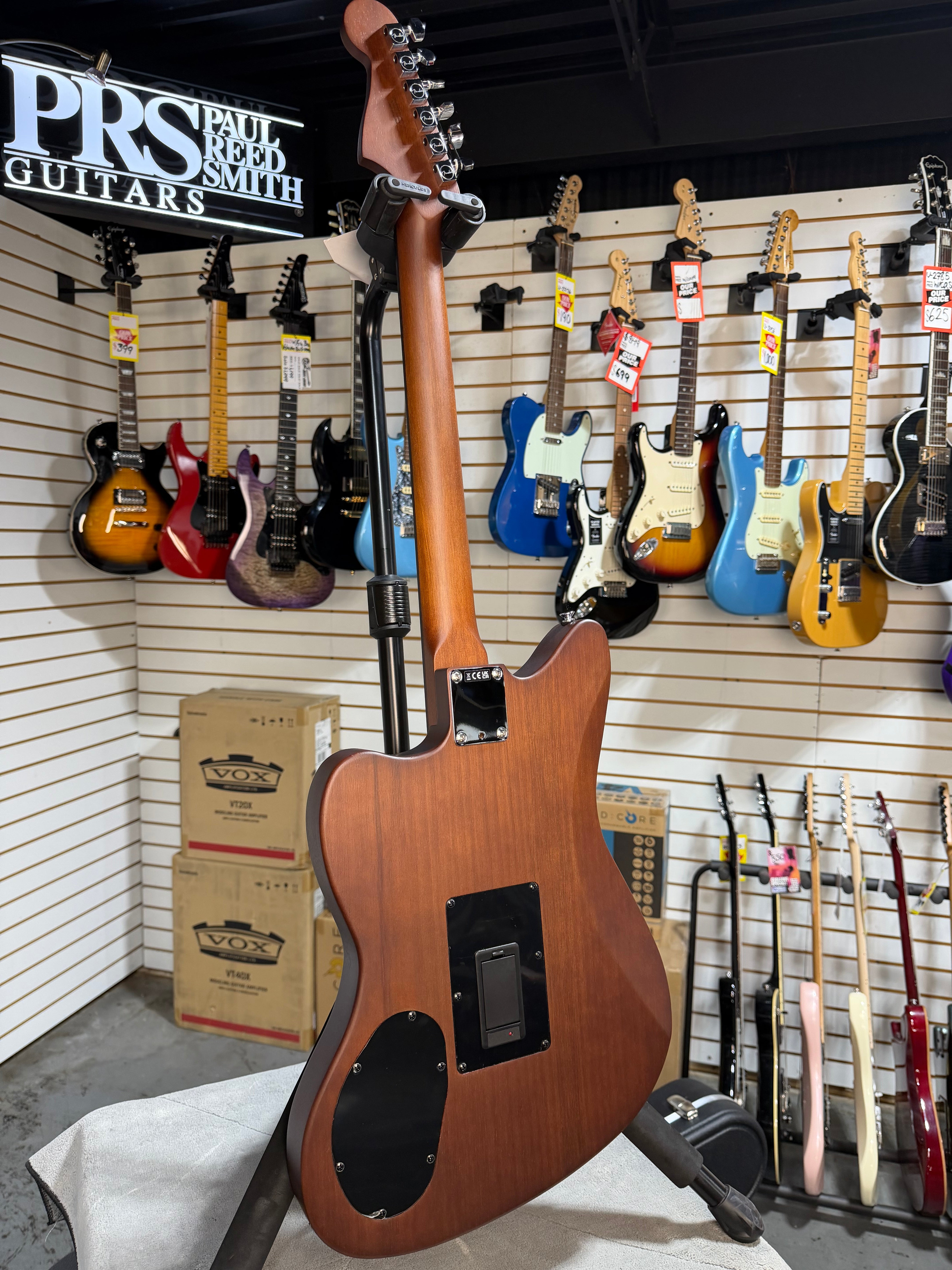 Fender Acoustasonic Standard Jazzmaster Honey Burst
