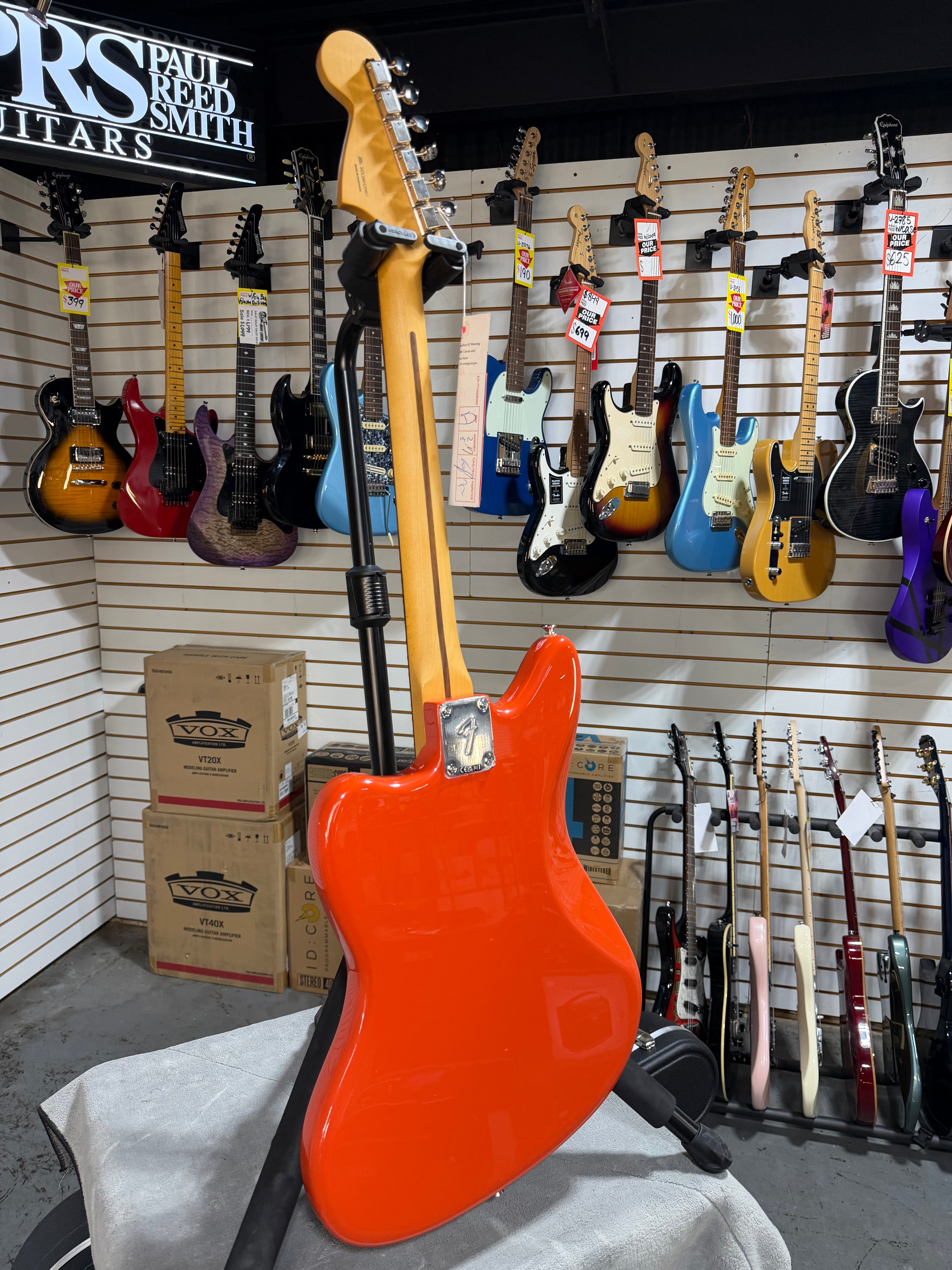 Fender Player II Jaguar Coral Red