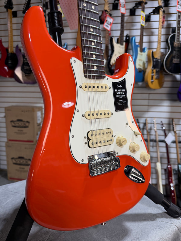 Fender Player II Stratocaster HSS Coral Red