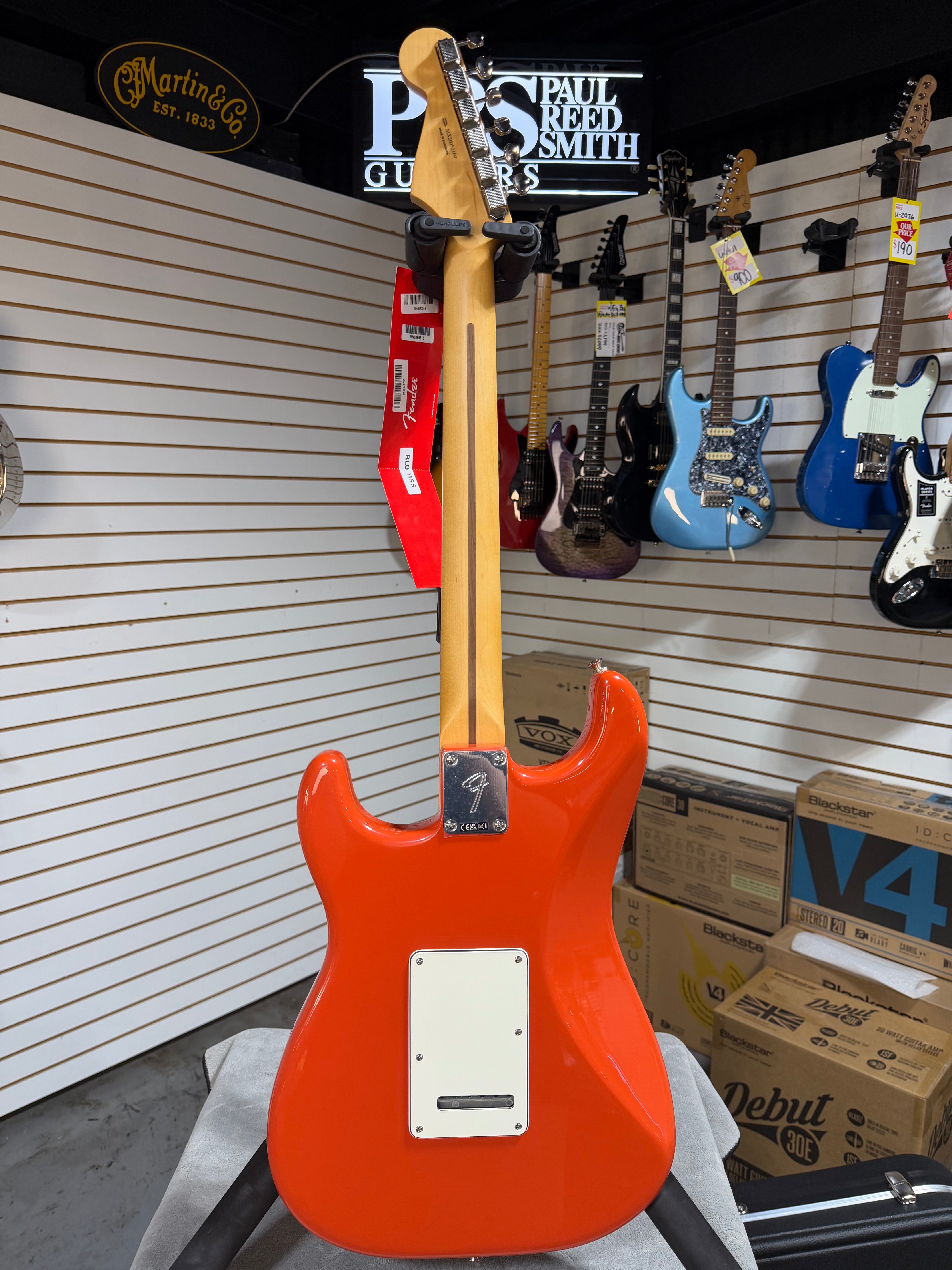 Fender Player II Stratocaster HSS Coral Red