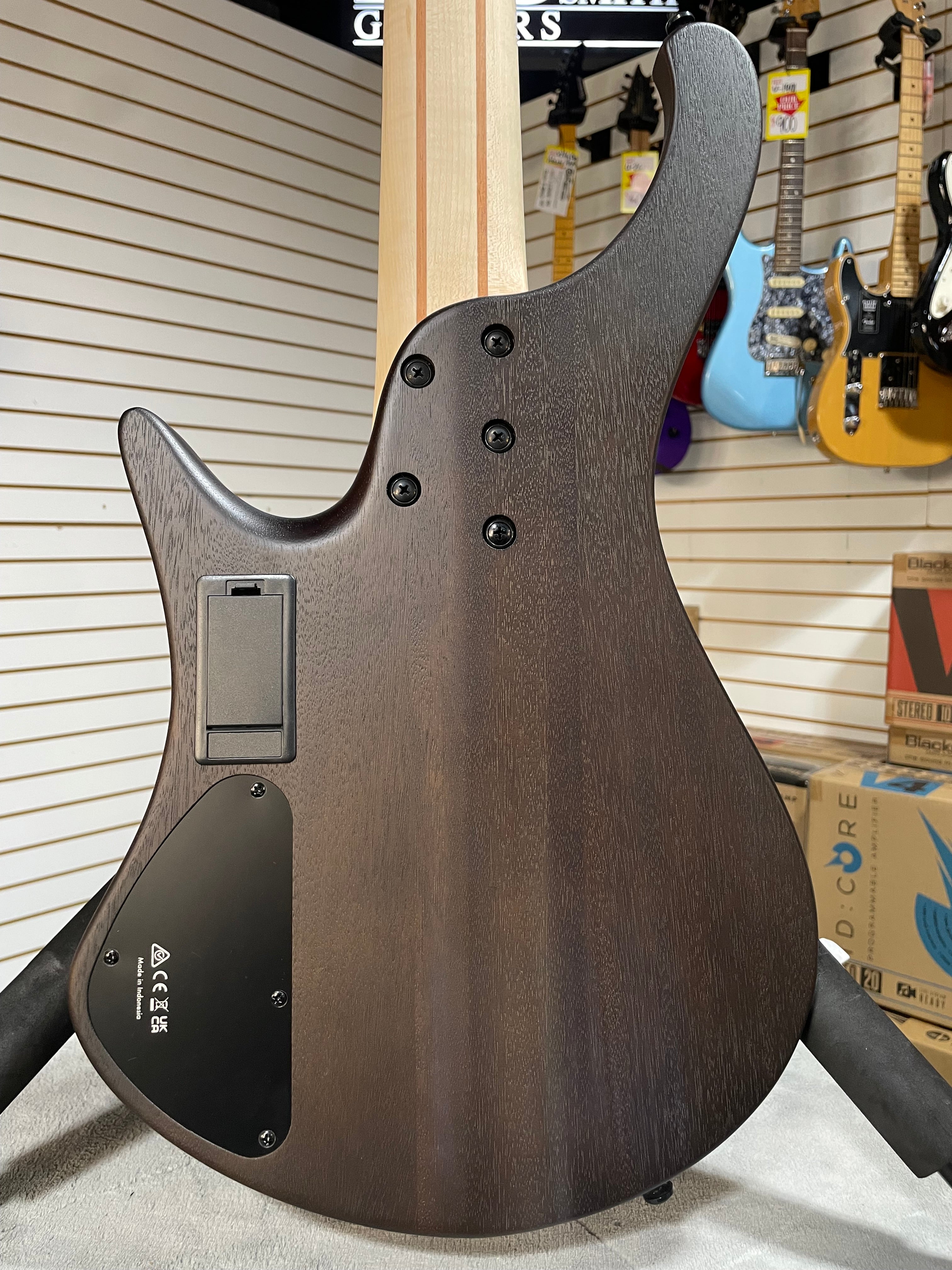 Ibanez EHB605 Walnut Flat