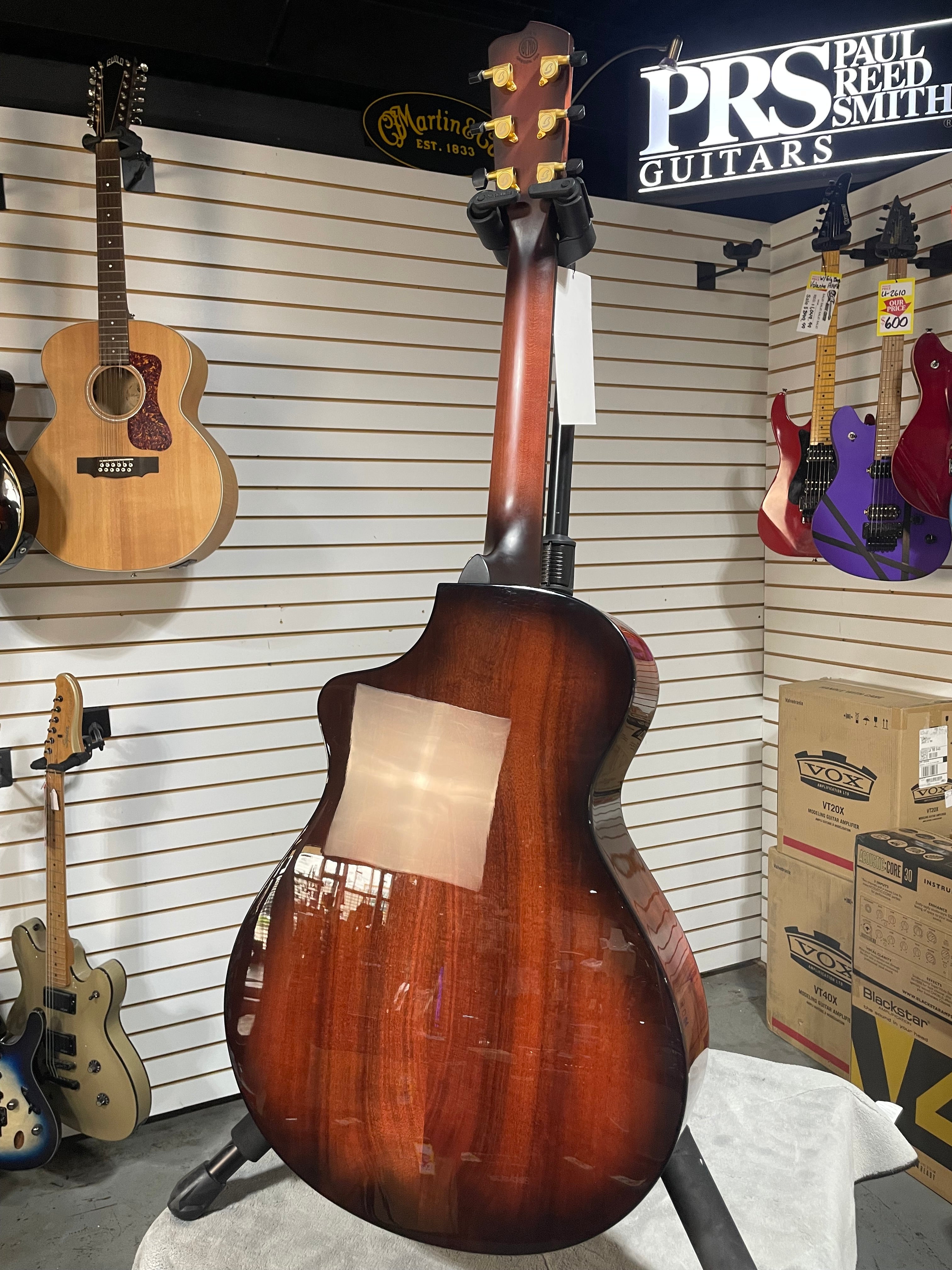 Breedlove Oregon Concertina CE Limited Edition Sunset Burst
