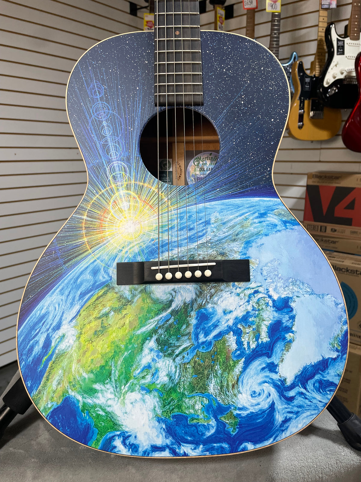 Martin 00L Earth