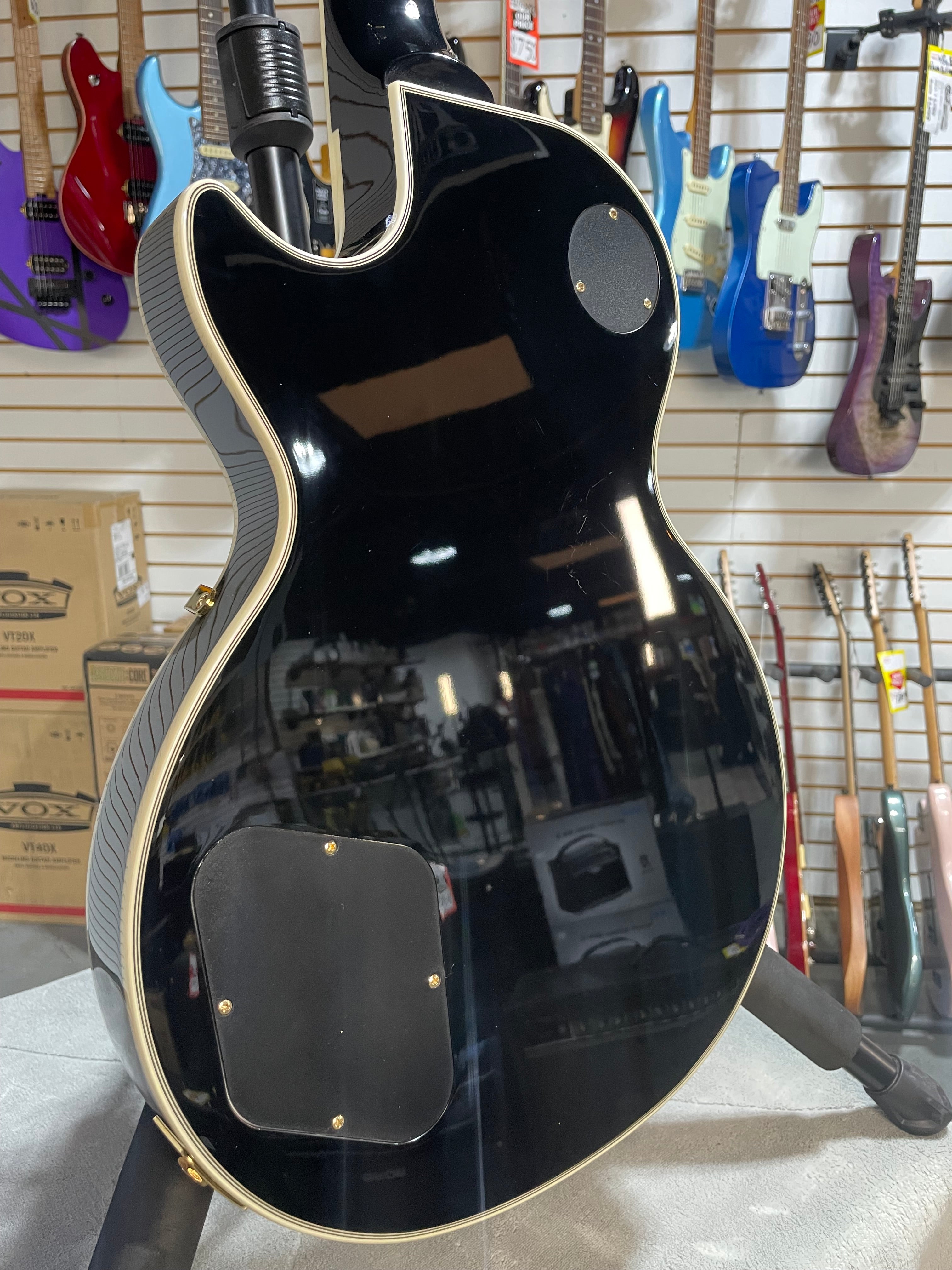 Epiphone Les Paul Custom Ebony w/Crossrock Hardshell Case | C&M