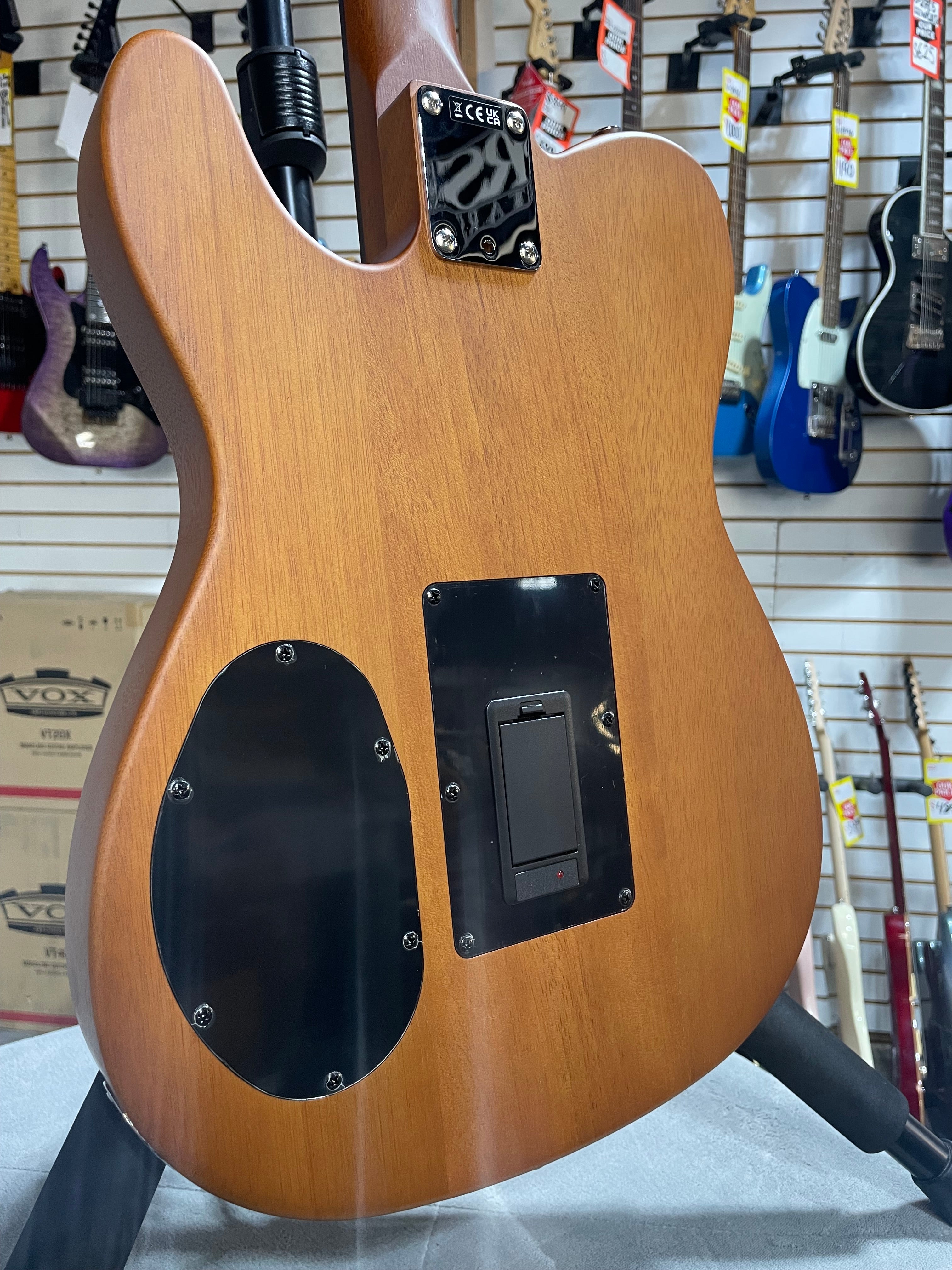 Fender Acoustasonic Standard Telecaster Aged Natural