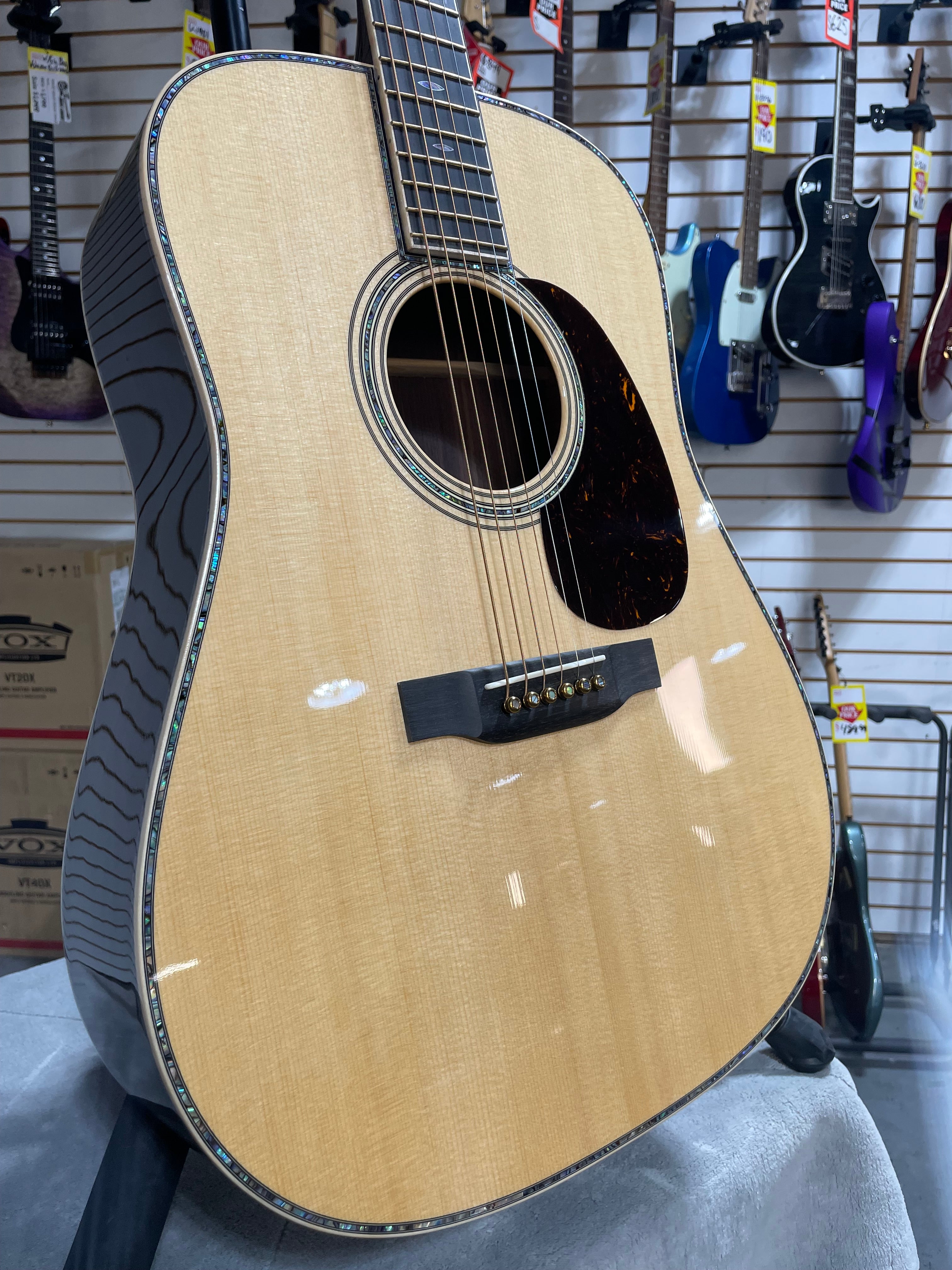 Martin D-45 Modern Deluxe Natural