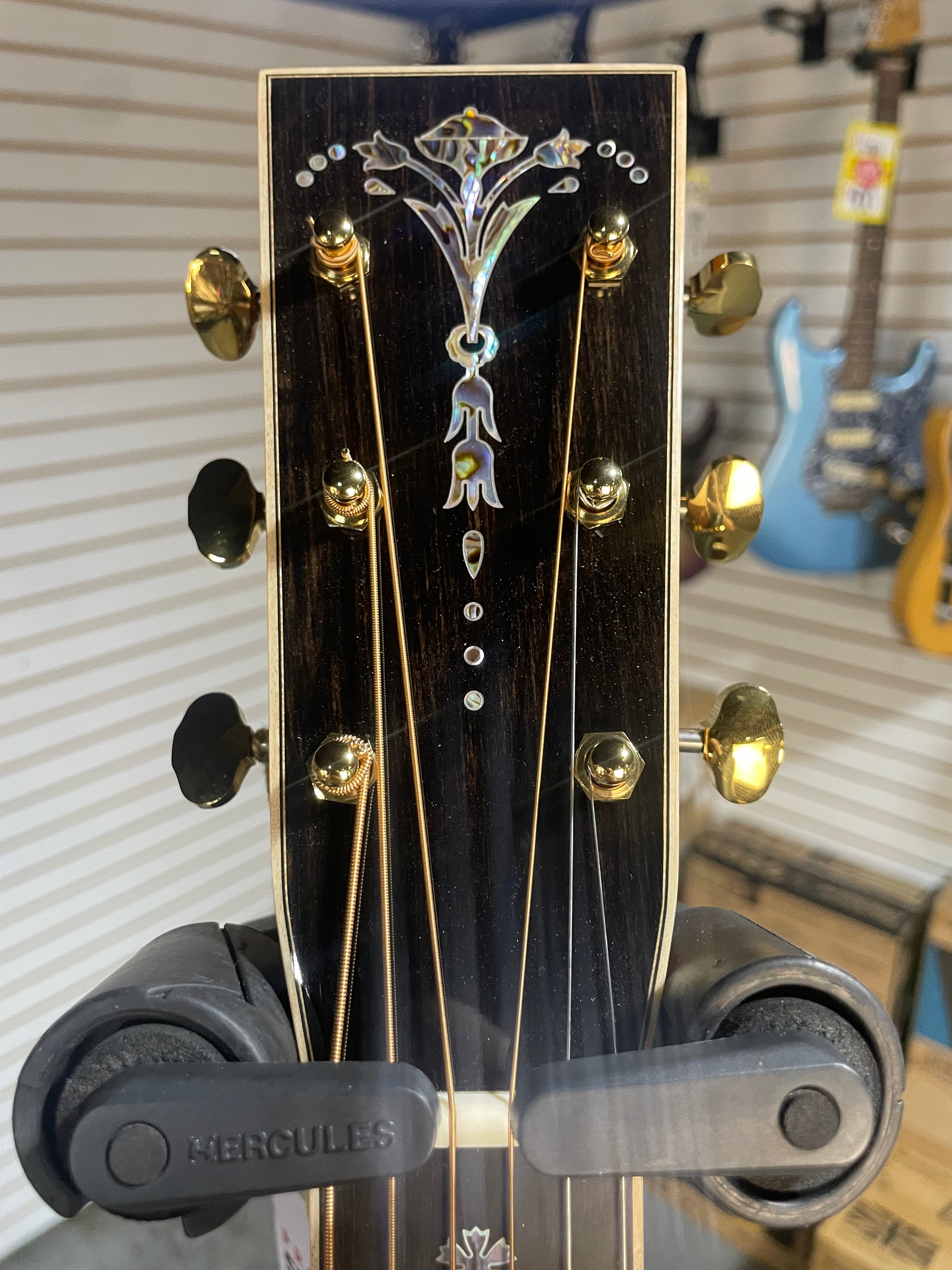 Martin D-45 Modern Deluxe Natural