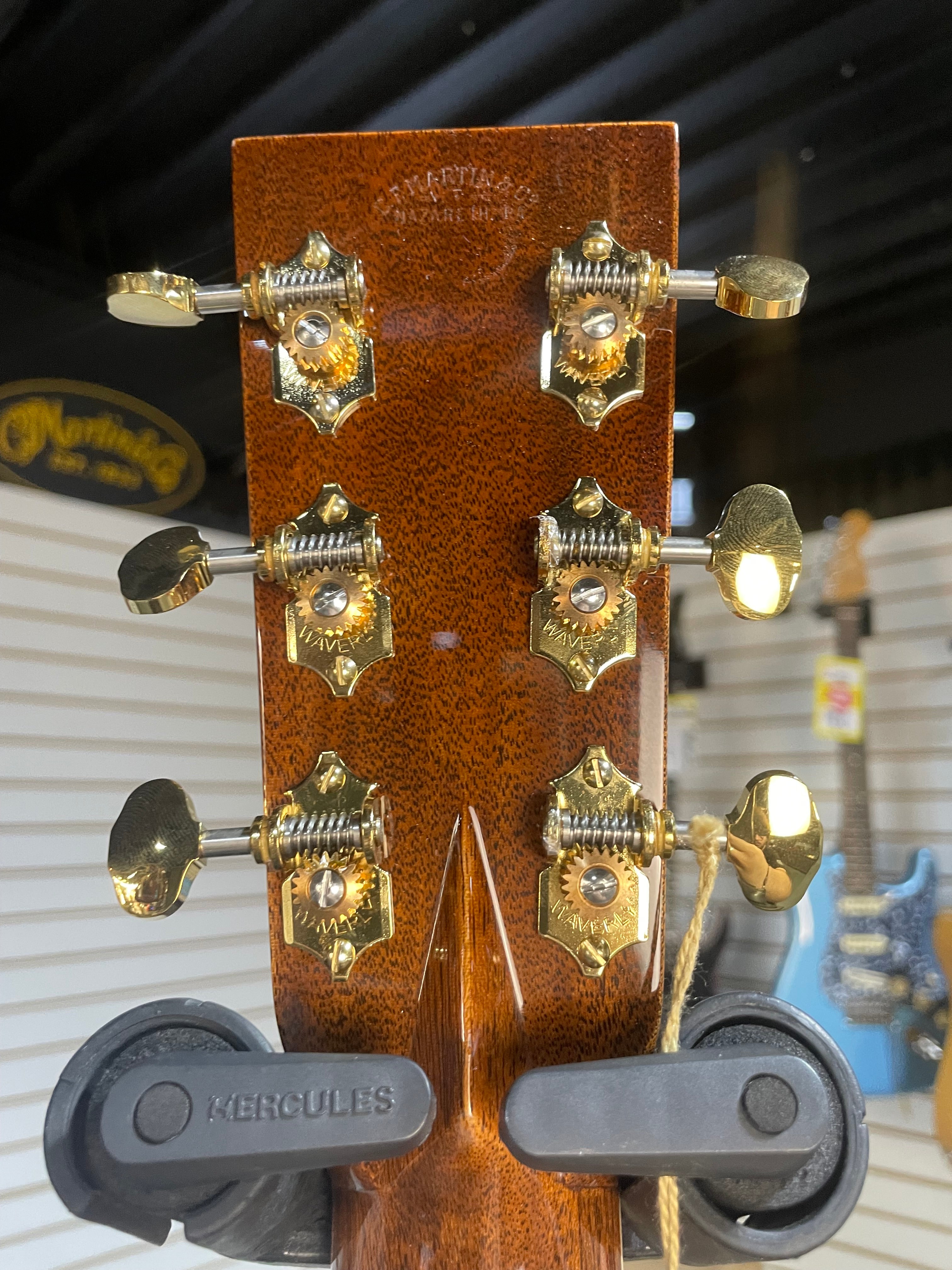 Martin D-45 Modern Deluxe Natural