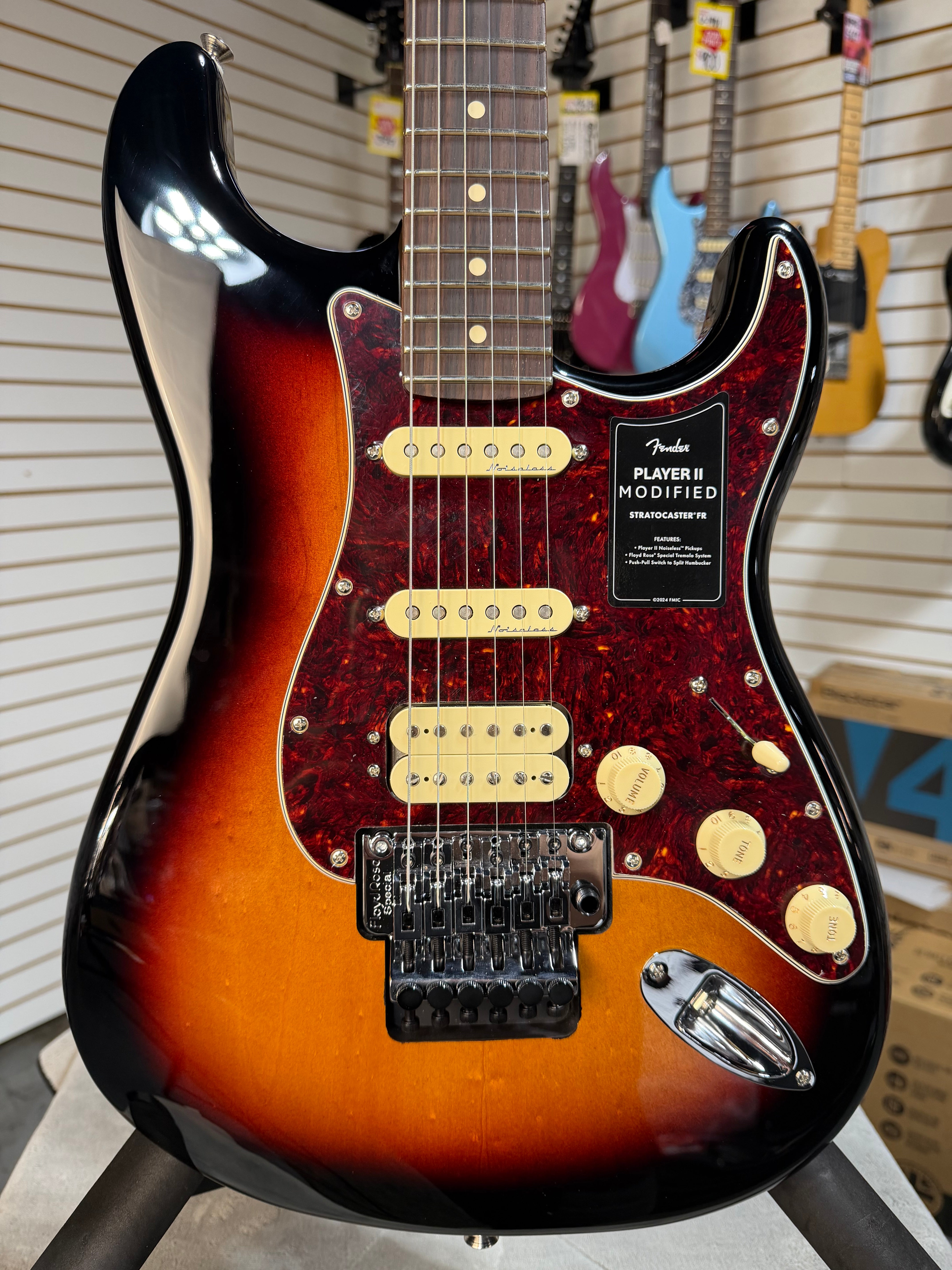 Fender Player II Modified HSS Stratocaster Floyd Rose 3-Color Sunburst