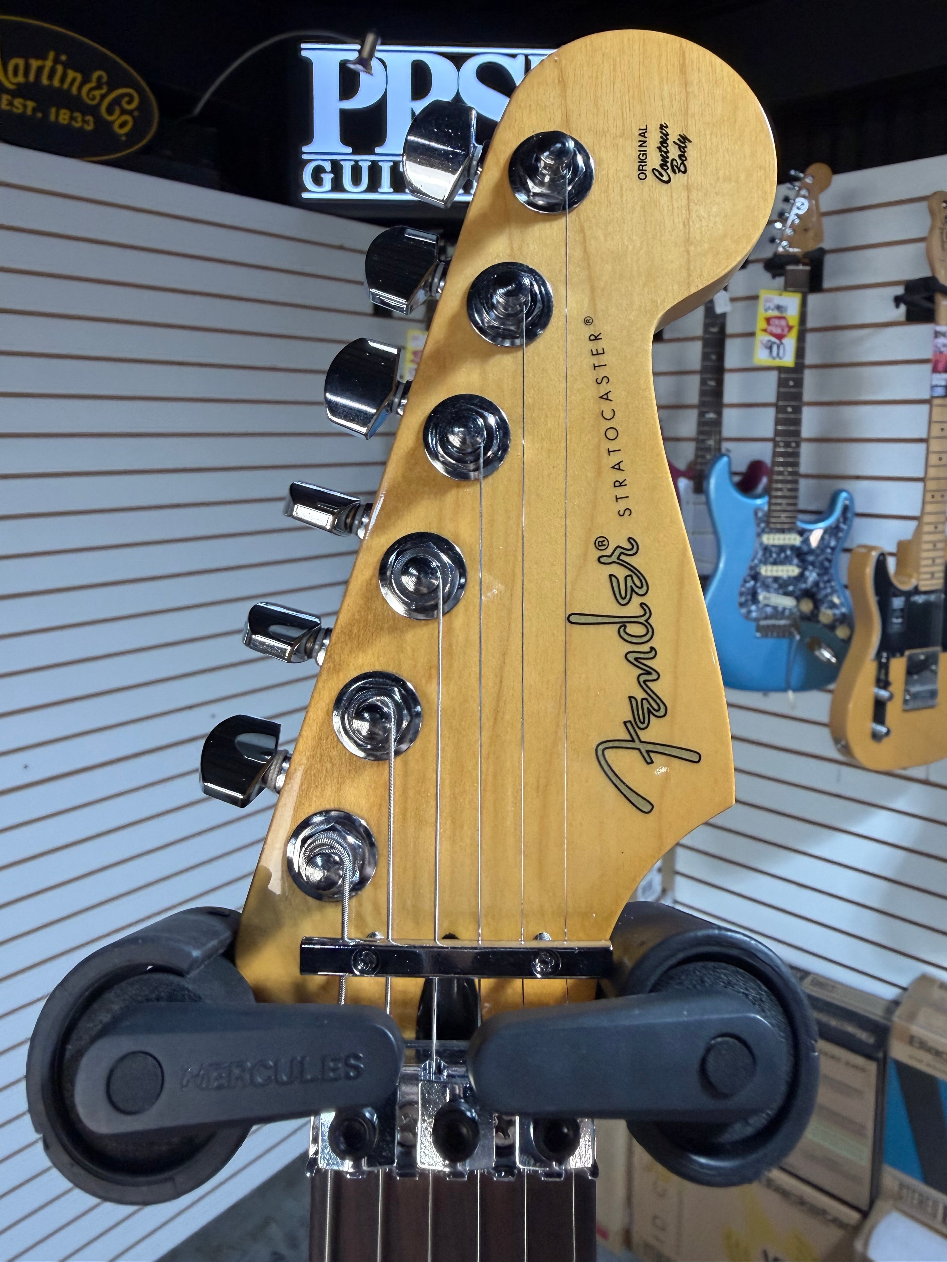 Fender Player II Modified HSS Stratocaster Floyd Rose 3-Color Sunburst