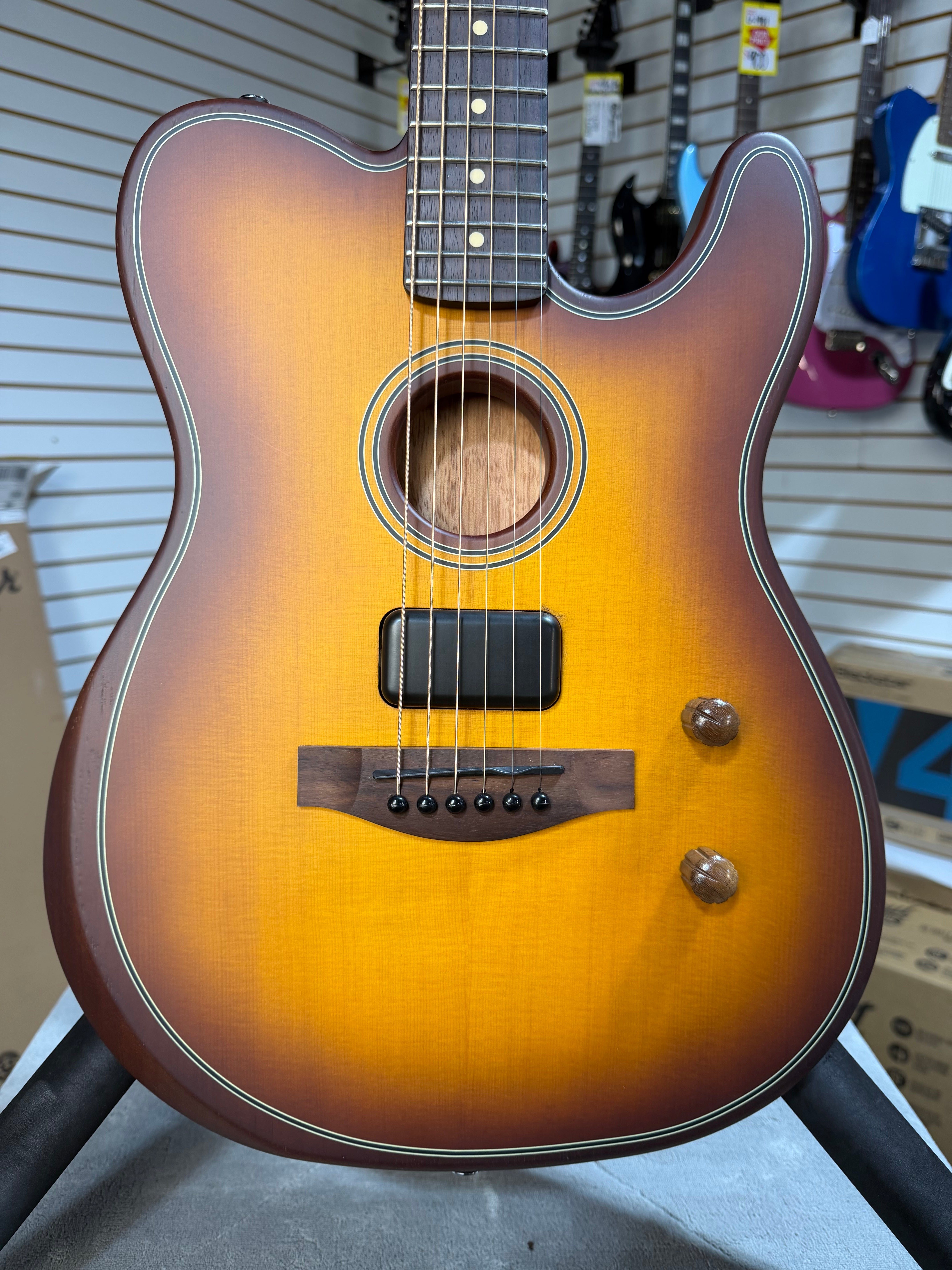 Fender Acoustasonic Standard Telecaster Honey Burst