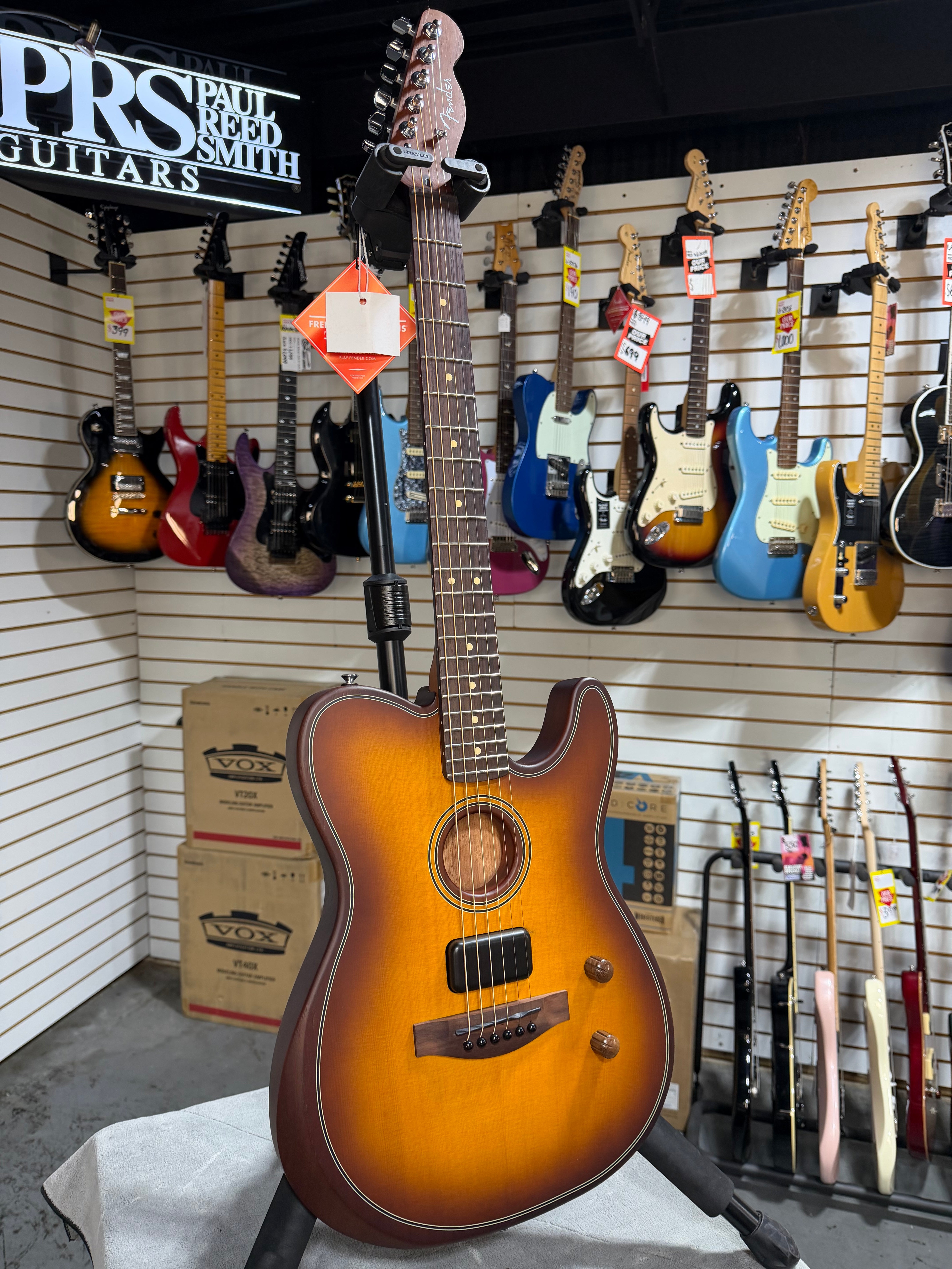 Fender Acoustasonic Standard Telecaster Honey Burst