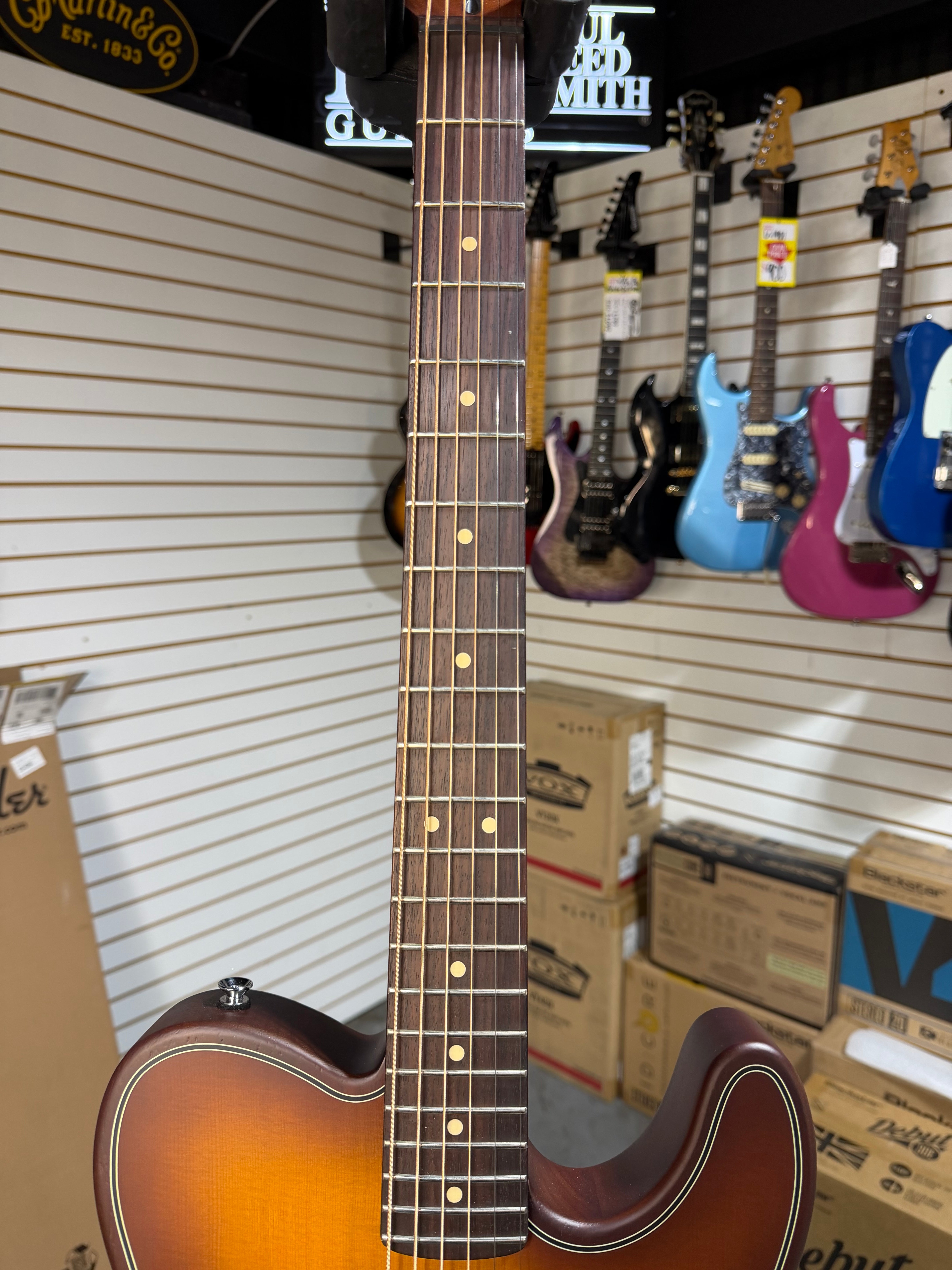 Fender Acoustasonic Standard Telecaster Honey Burst