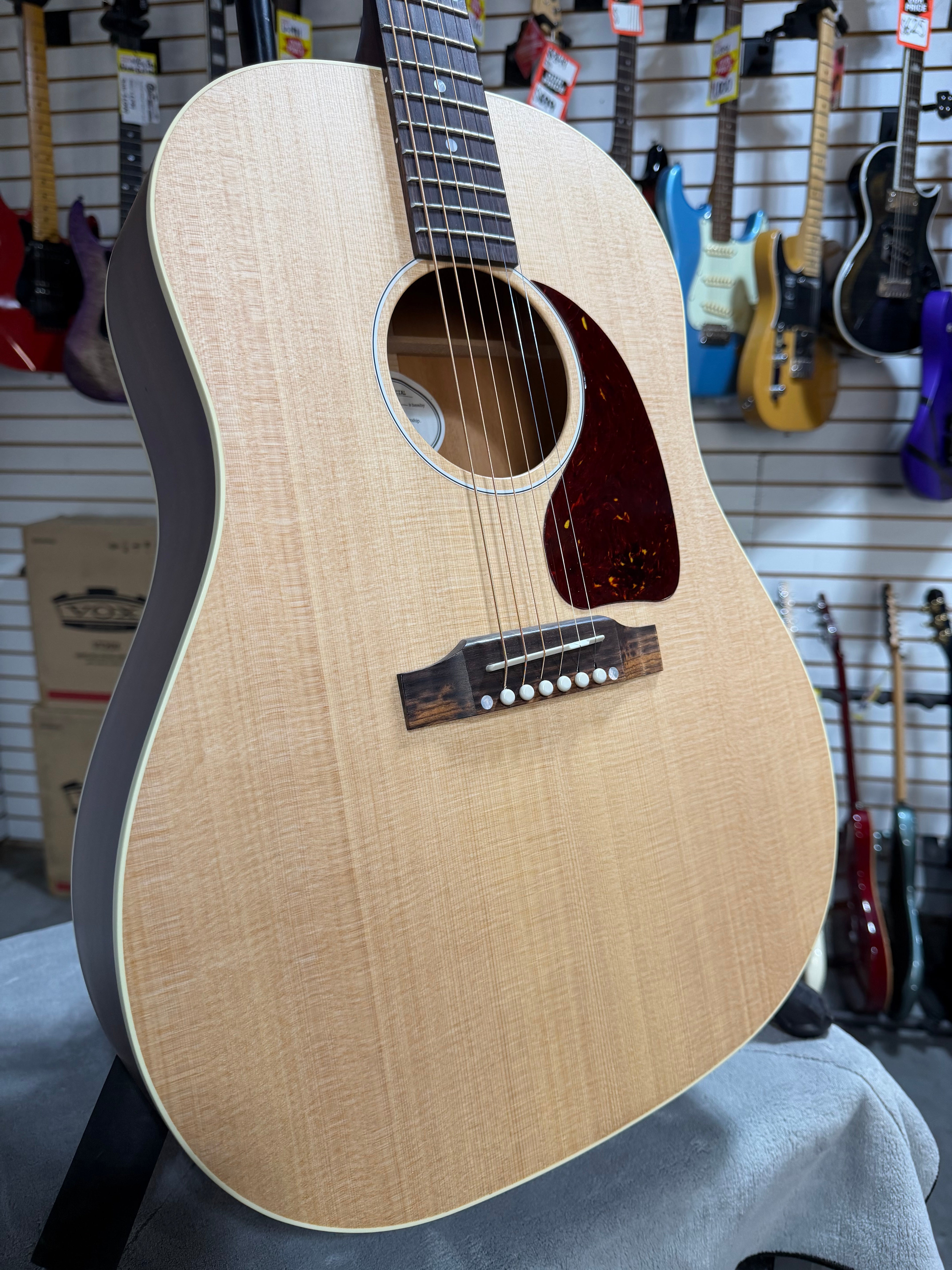 Gibson J-45 Special Natural