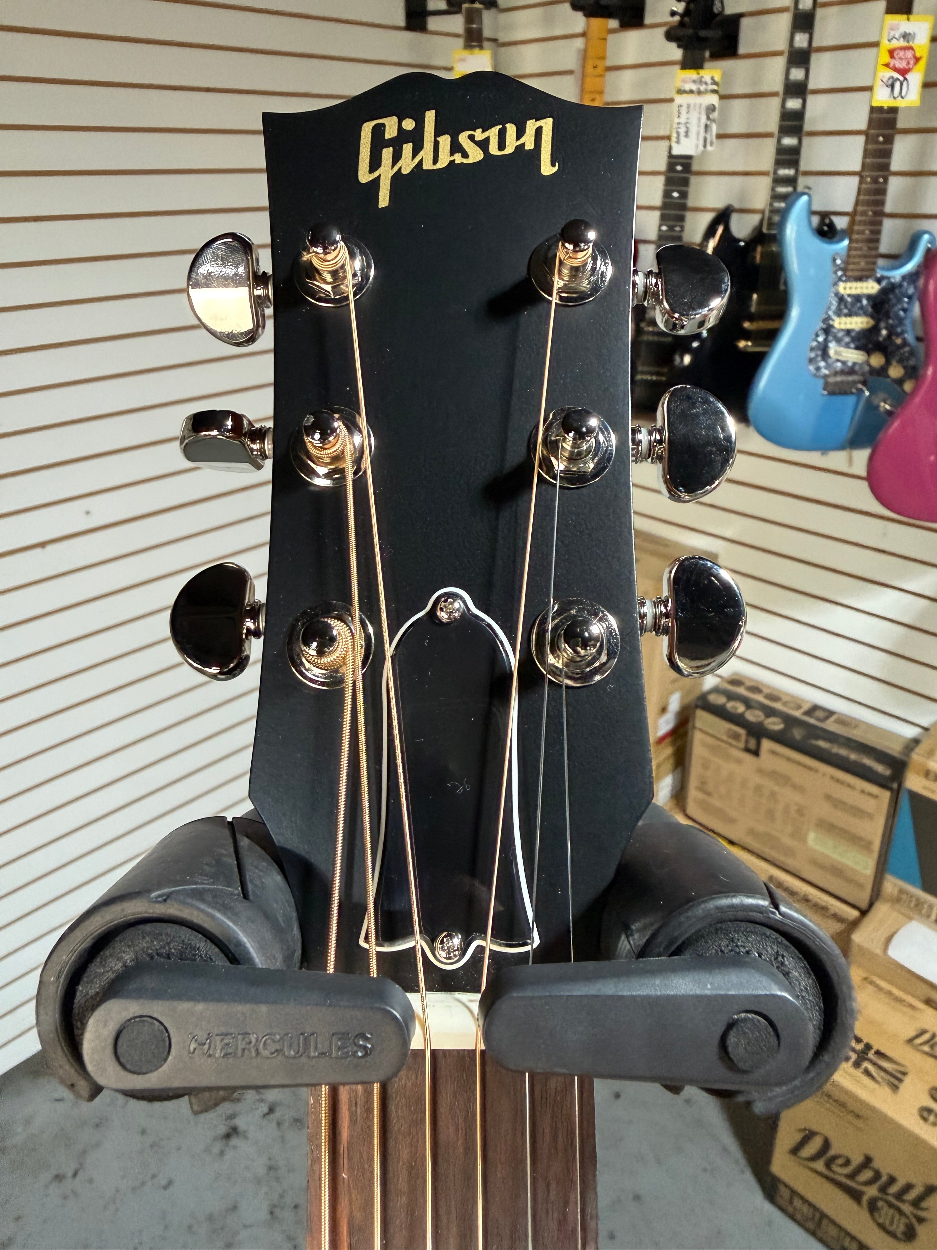 Gibson J-45 Special Natural
