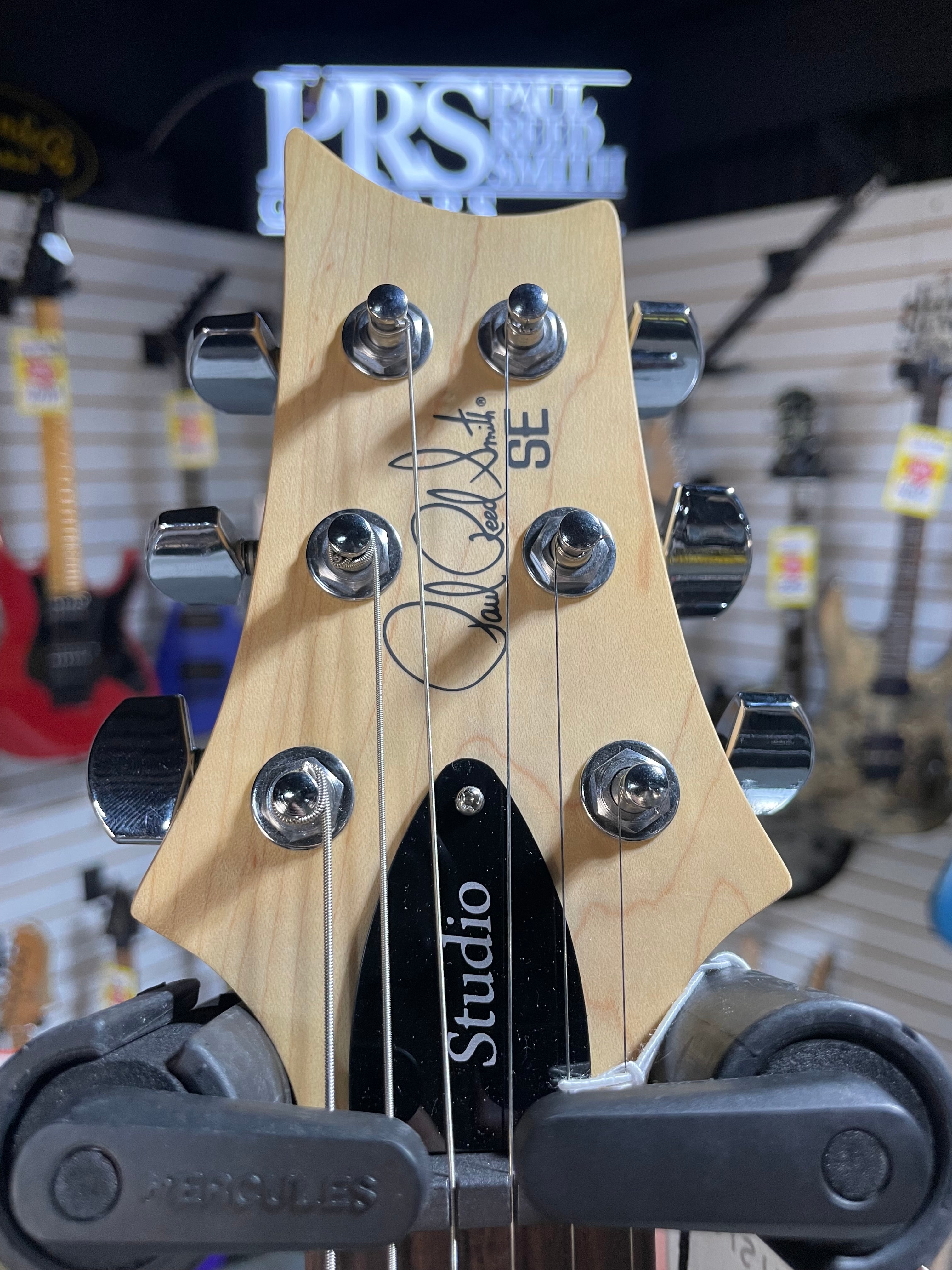 PRS SE Studio Standard - Pearl White w/ Gig Bag & PLEK*D #927