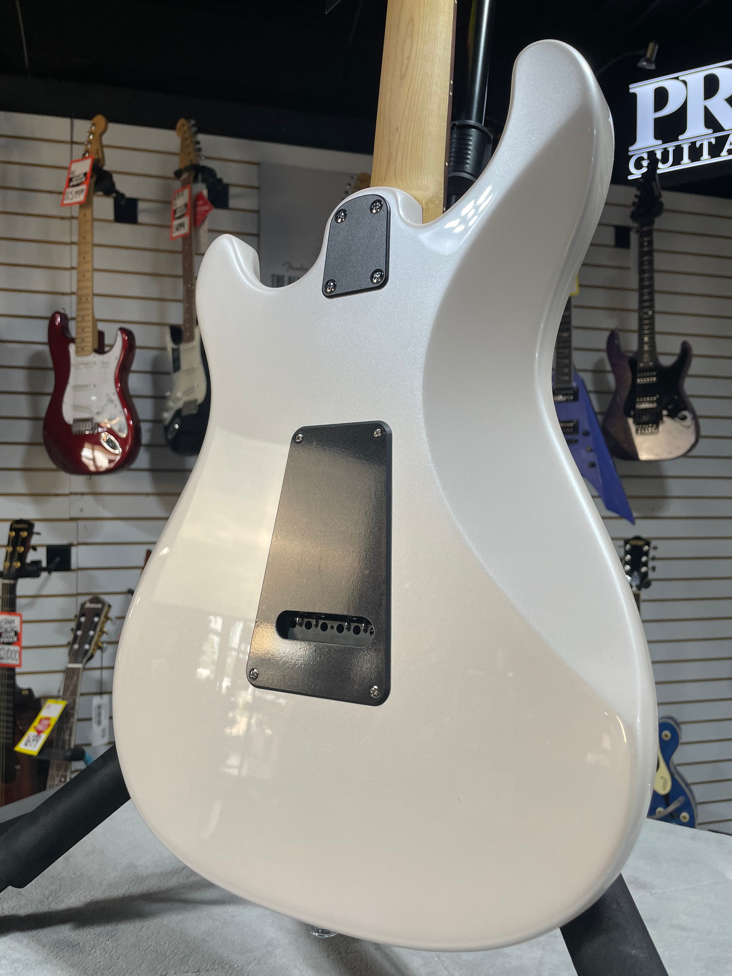 PRS SE Studio Standard - Pearl White w/ Gig Bag & PLEK*D #927