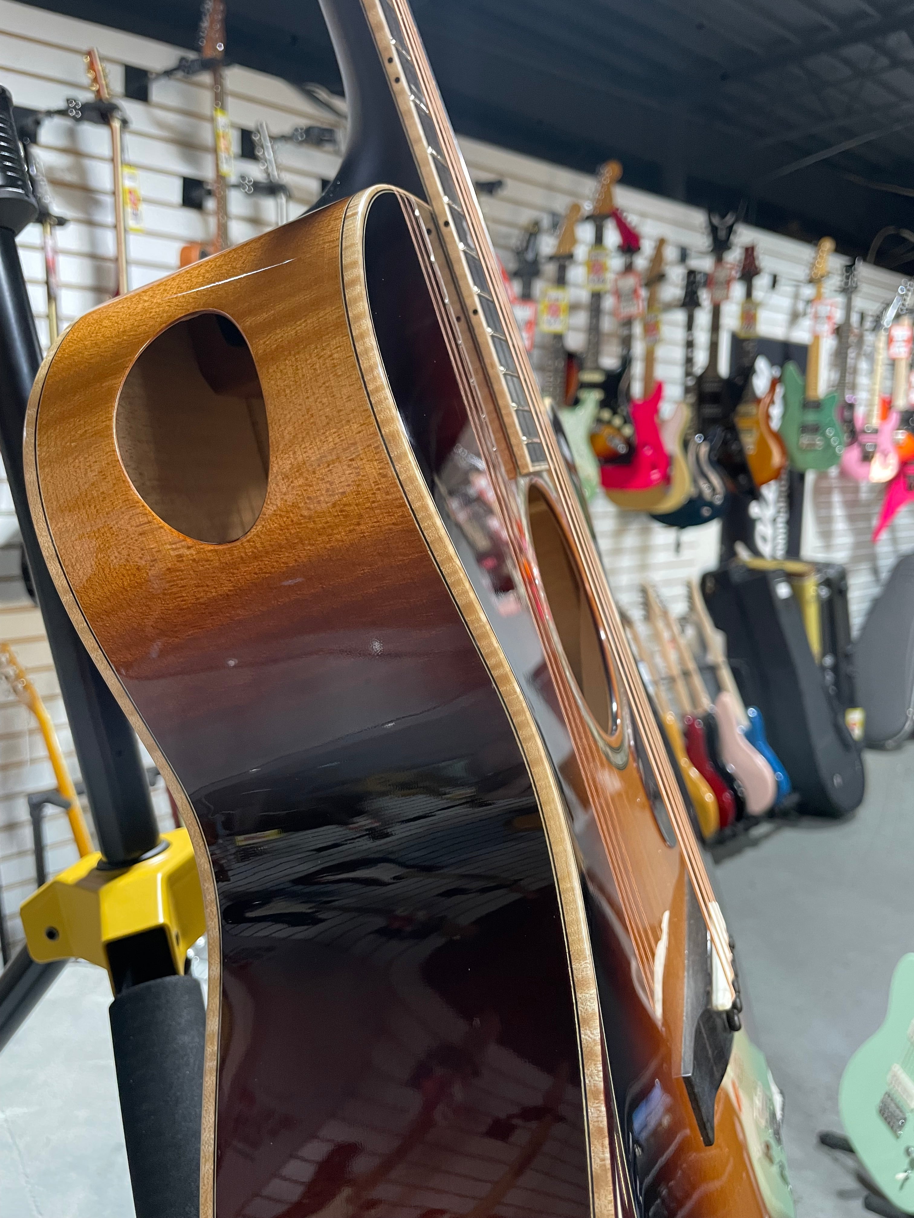 Eastman AC622CE-SB Acoustic Guitar 2025 - Sunburst w/OHSC & PLEK*D #571