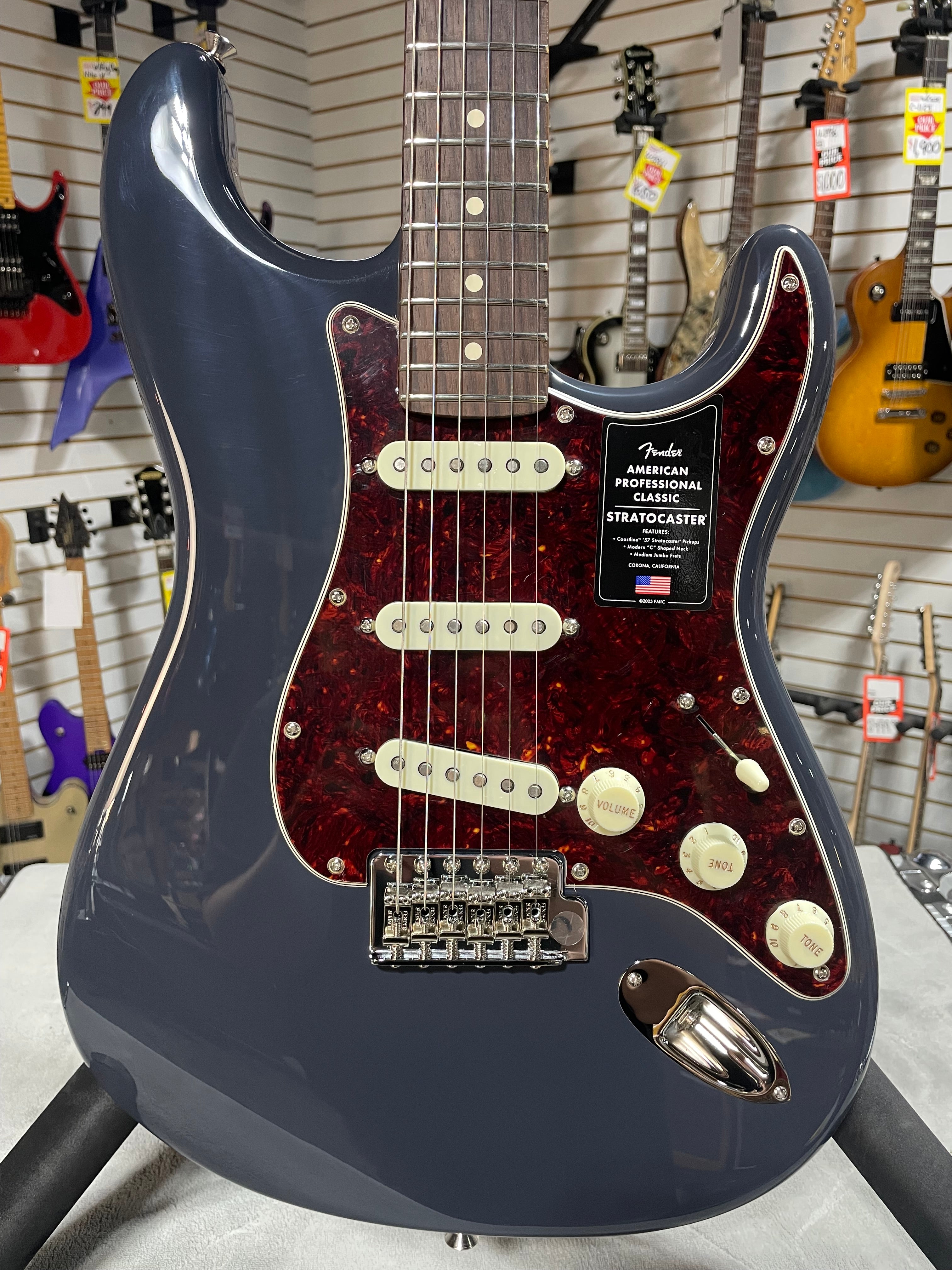 Fender American Professional Classic Stratocaster - Faded Black w/ Gig Bag & PLEK*D #669