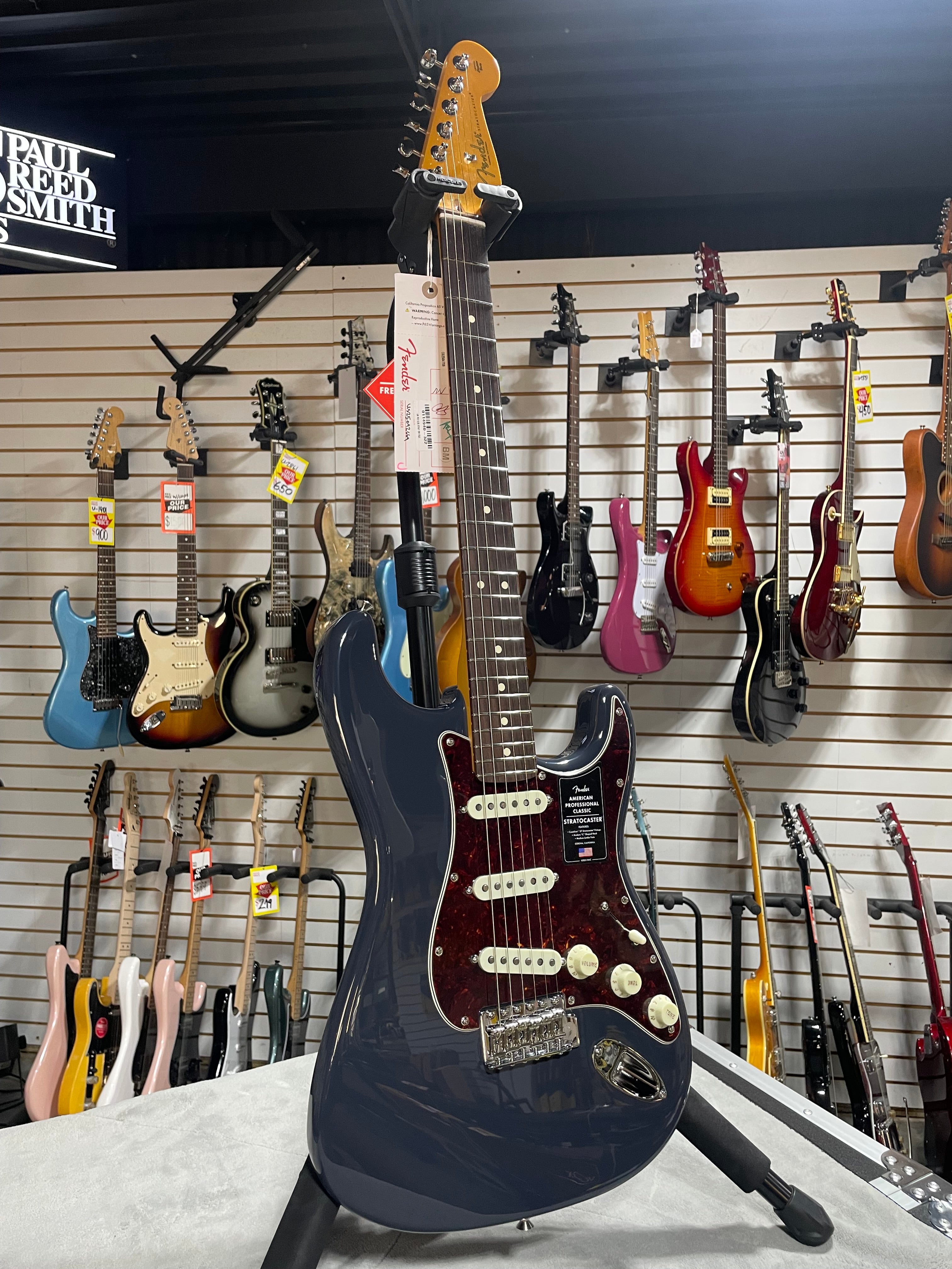 Fender American Professional Classic Stratocaster - Faded Black w/ Gig Bag & PLEK*D #669