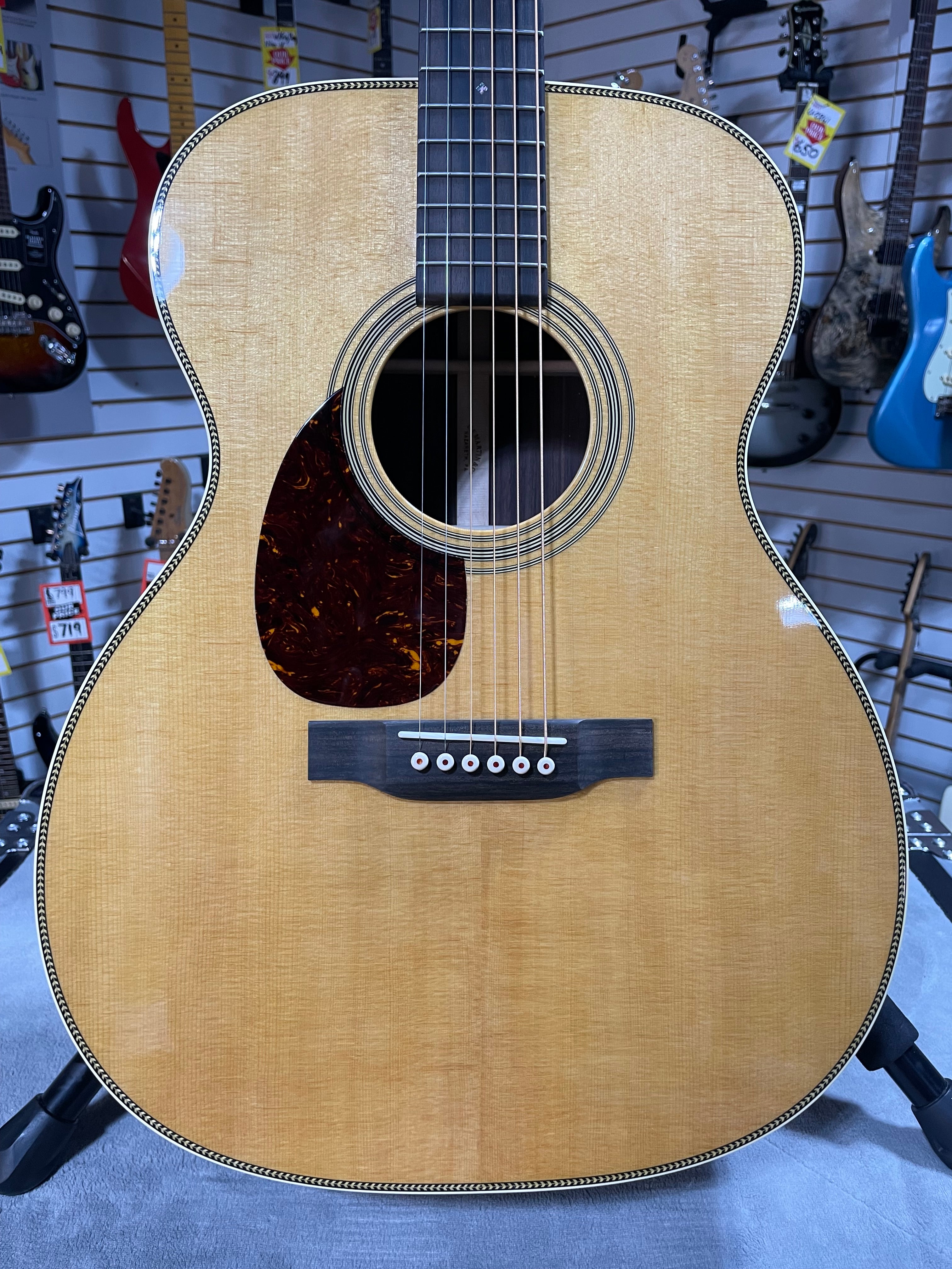 Martin OM-28 Left Handed Acoustic Guitar - Natural w/OHSC & PLEK*D #292