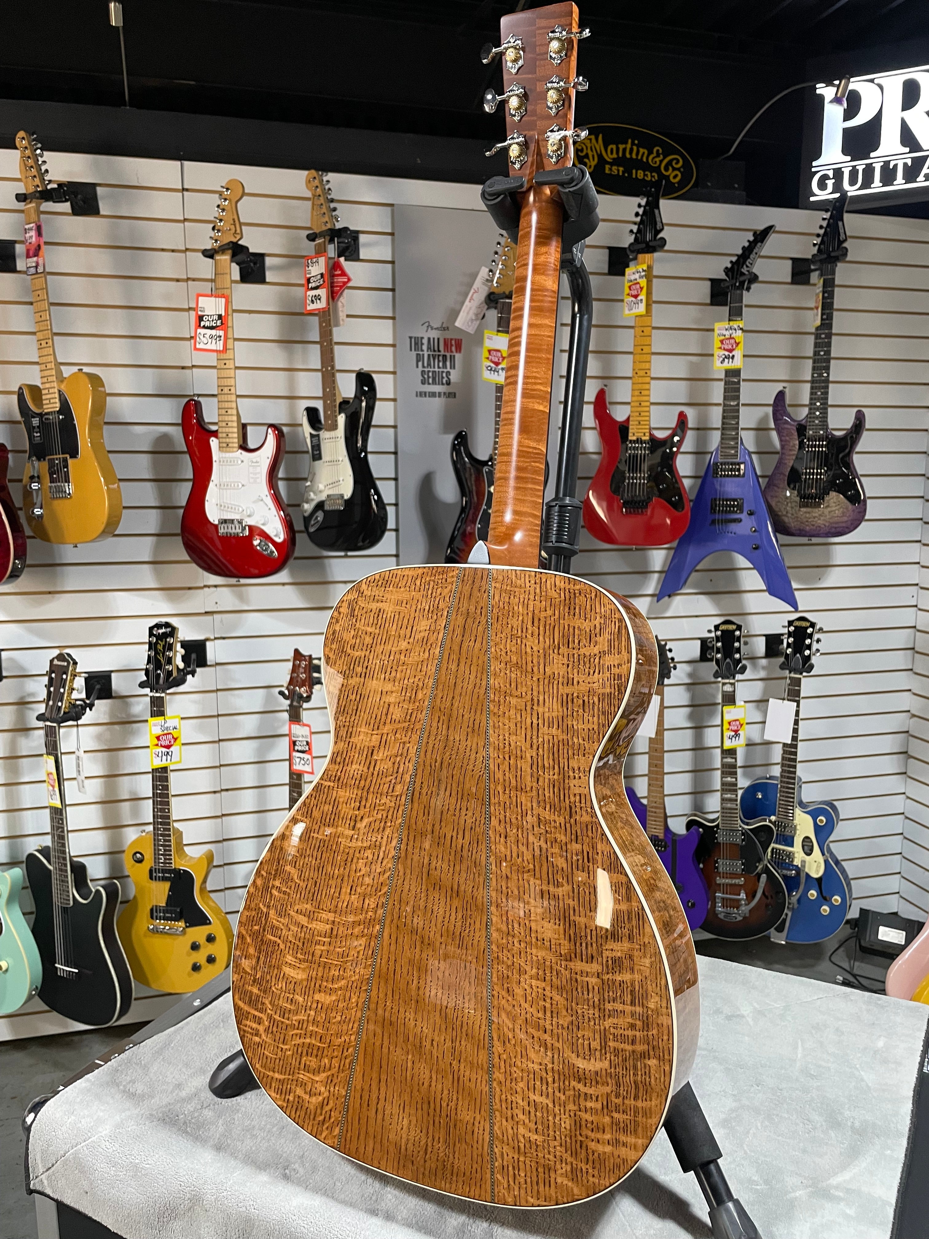 Martin CEO-11 Left Handed Acoustic Guitar - Blue Burst w/OHSC & PLEK*D #929