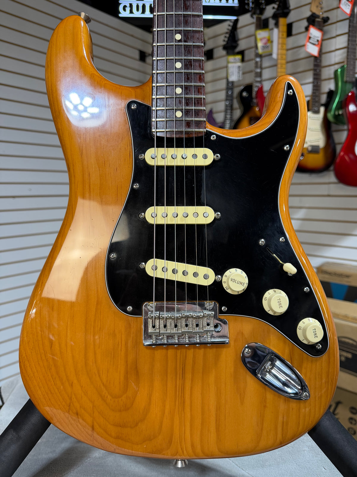 Fender American Professional II Stratocaster Roasted Pine