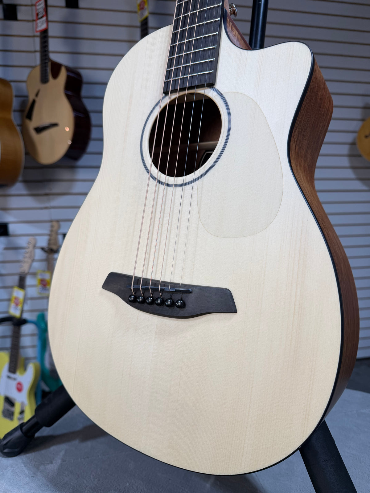 Furch Pioneer EM-a Natural