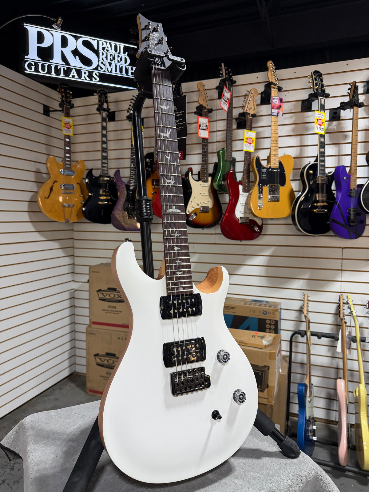 PRS SE CE 24 Satin - Flat White Top, C&M Exclusive - White