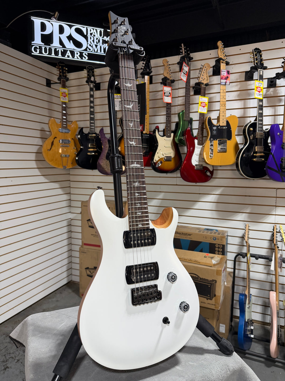 PRS SE CE 24 Satin - Flat White Top, C&M Exclusive - White