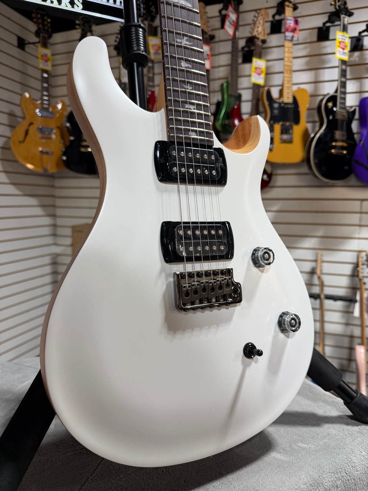 PRS SE CE 24 Satin - Flat White Top, C&M Exclusive - White