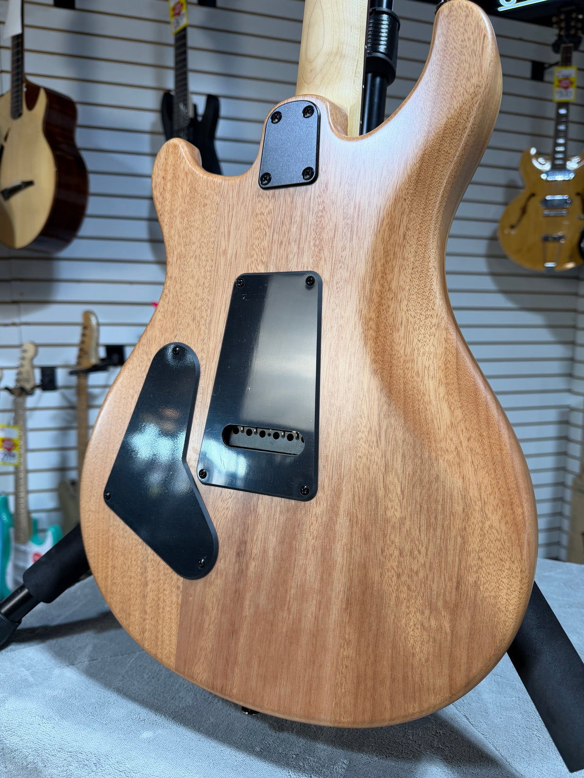 PRS SE CE 24 Satin - Flat White Top, C&M Exclusive - White