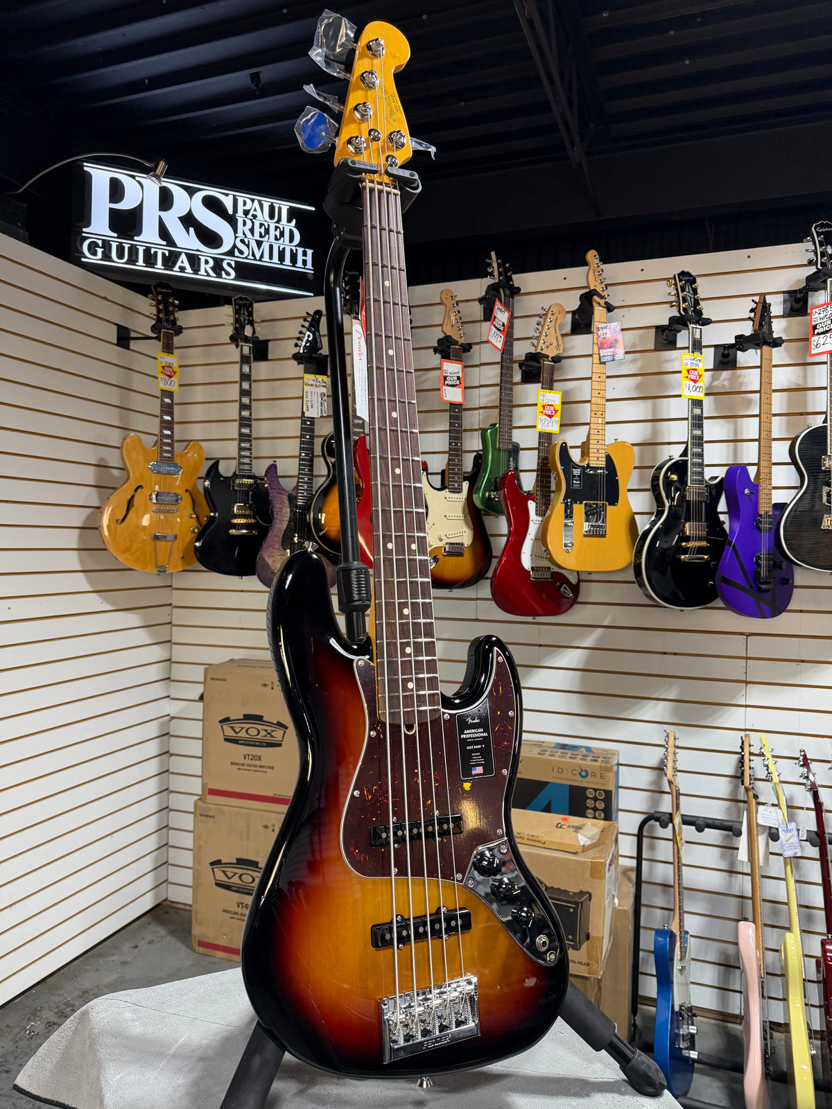 Fender American Professional Jazz Bass V 3-color Sunburst