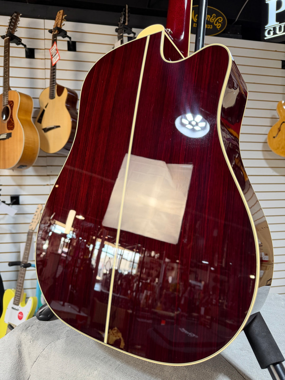 Takamine Left Handed JJ325SRC-12 John Jorgenson Signature Gloss Red