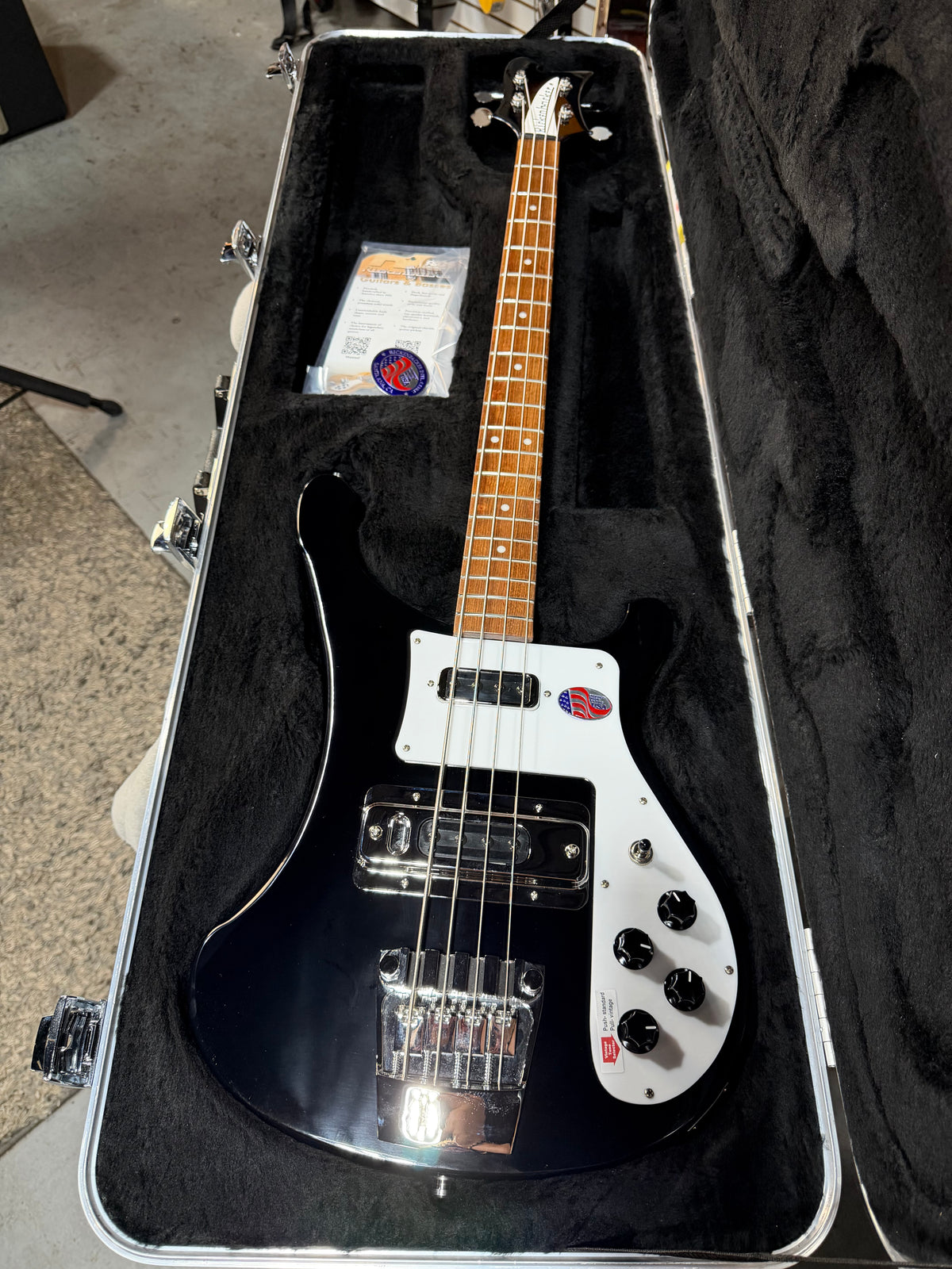 Rickenbacker 4003S Jetglo