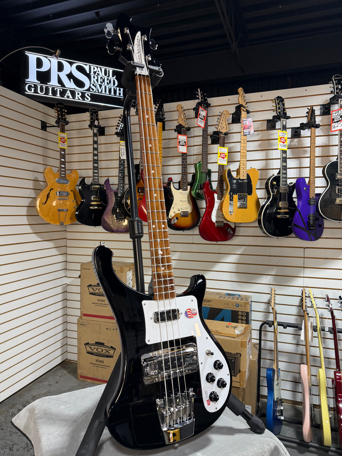 Rickenbacker 4003S Jetglo