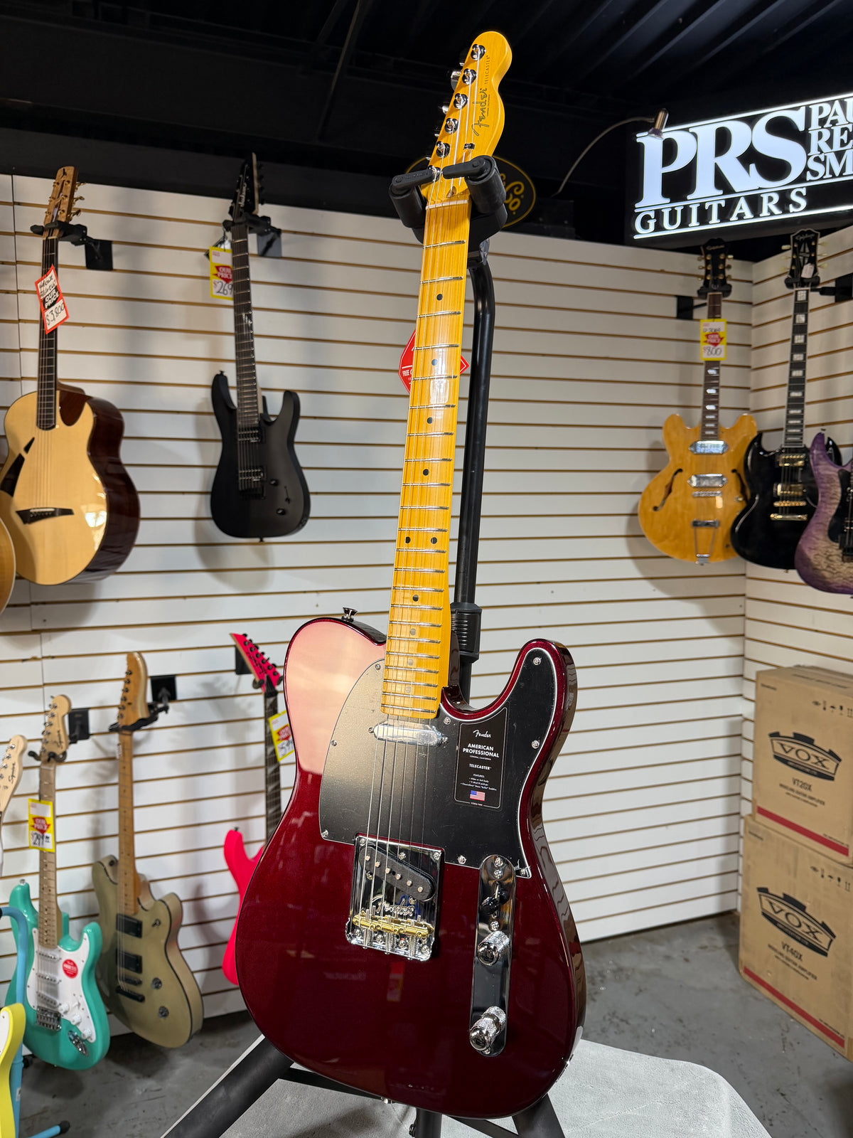 Fender American Professional Telecaster Oxblood