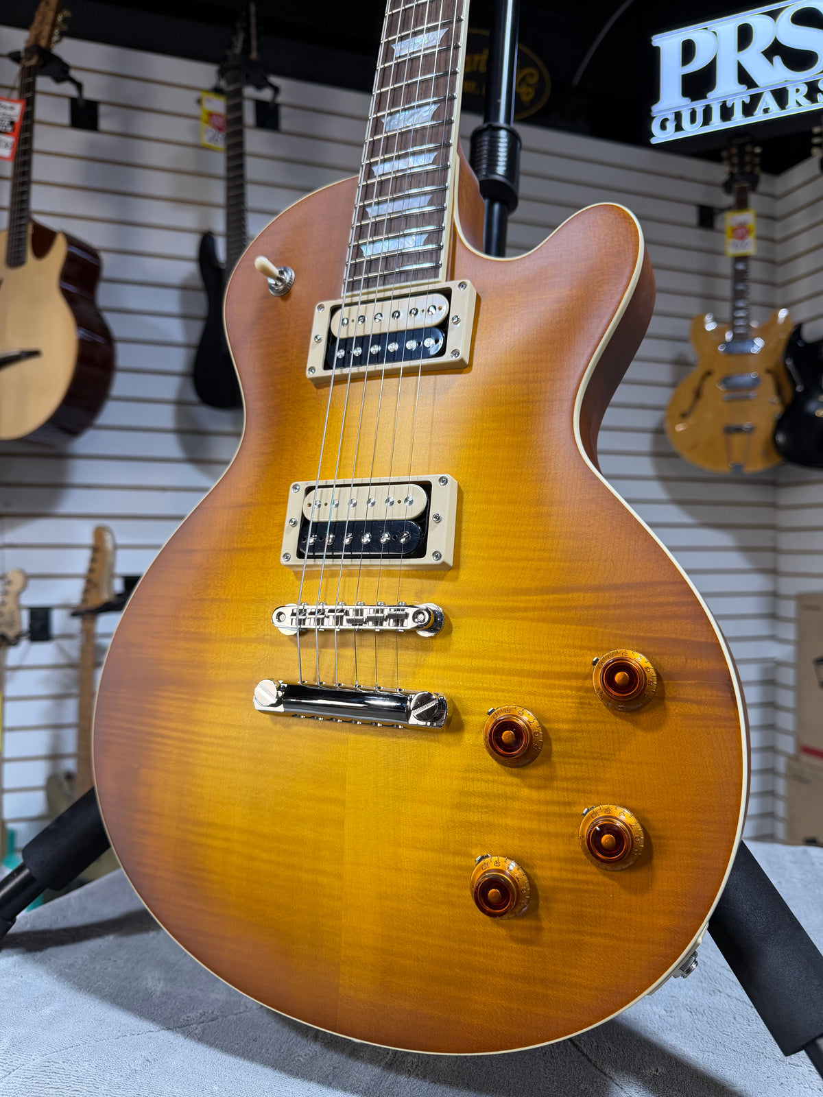 Eastman SB59/s Goldburst