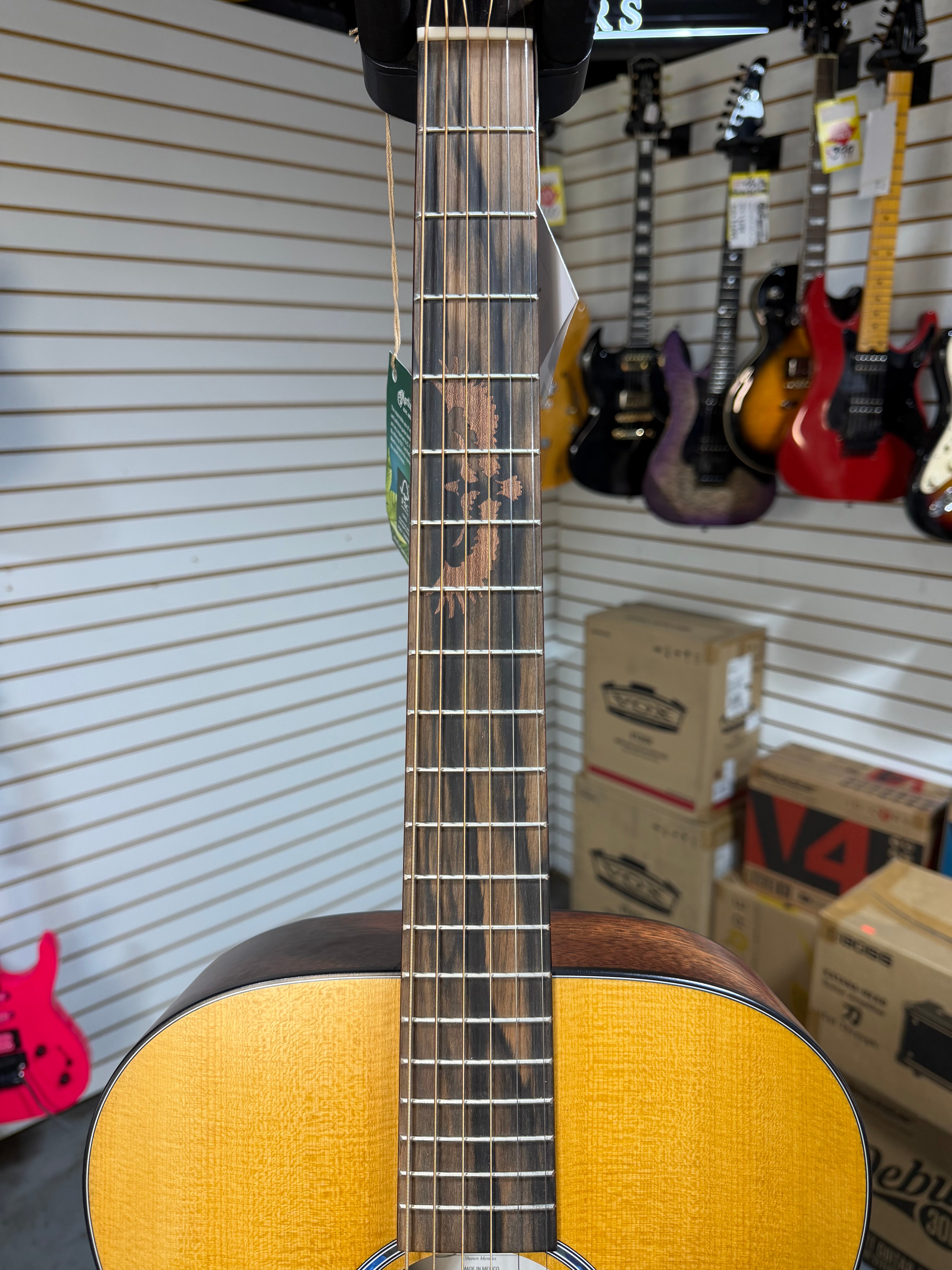 Martin 000-10E Shawn Mendes Natural
