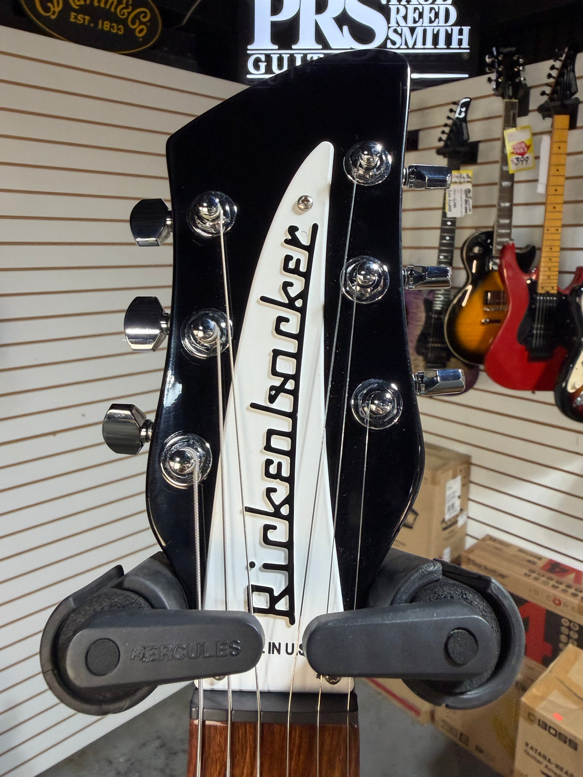 Rickenbacker 330 Jetglo