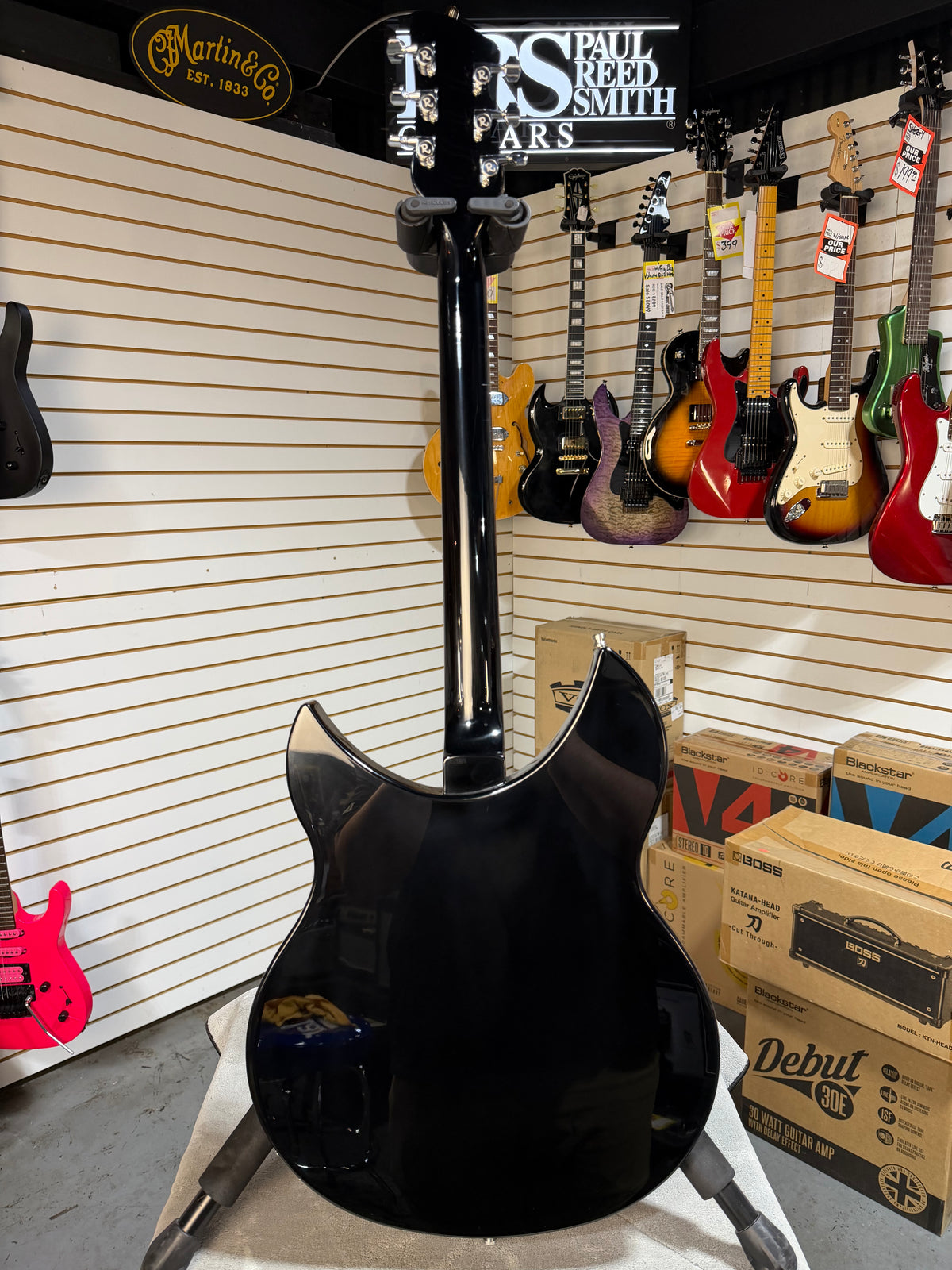 Rickenbacker 330 Jetglo