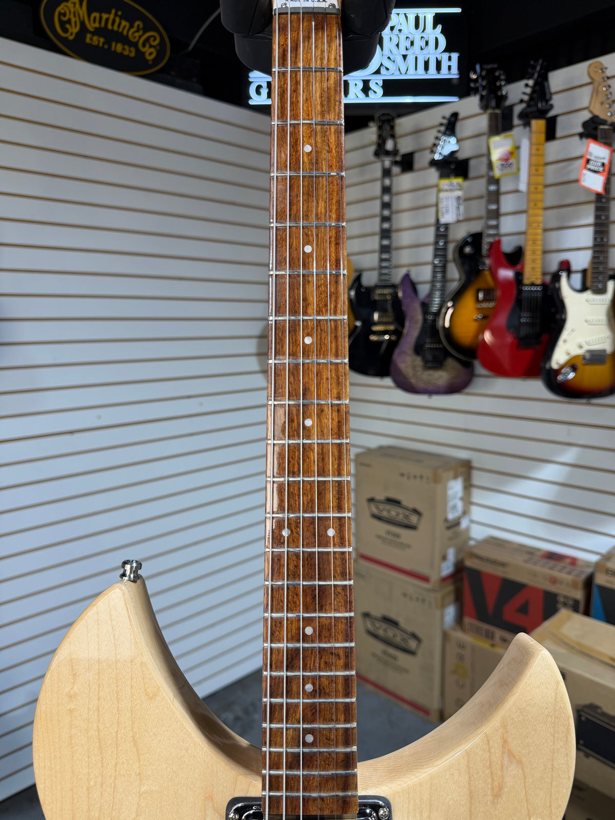 Rickenbacker 330 Mapleglo