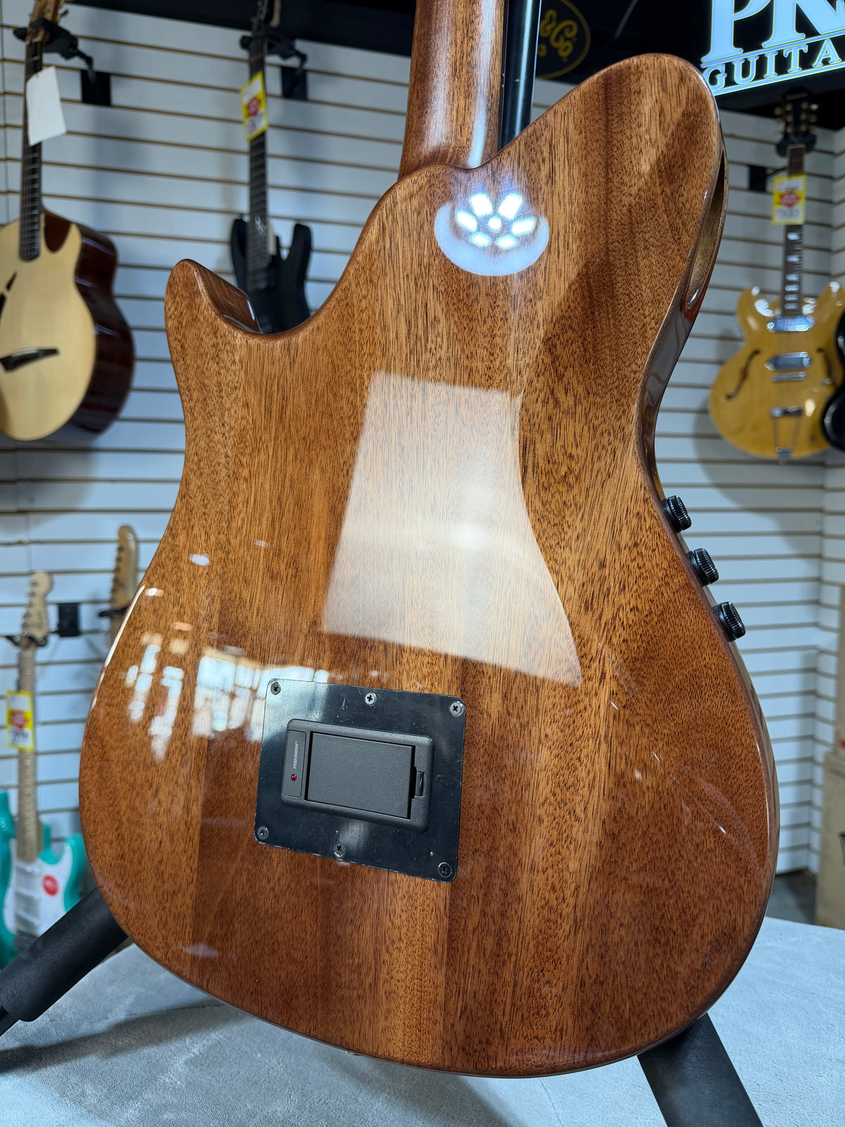 Ibanez TOD100N Tim Henson Signature Natural High Gloss