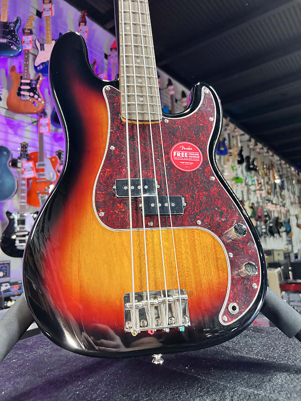 Squier Classic Vibe '60s Precision Bass - 3-Tone Sunburst *FREE PLEK WITH PURCHASE*! 634