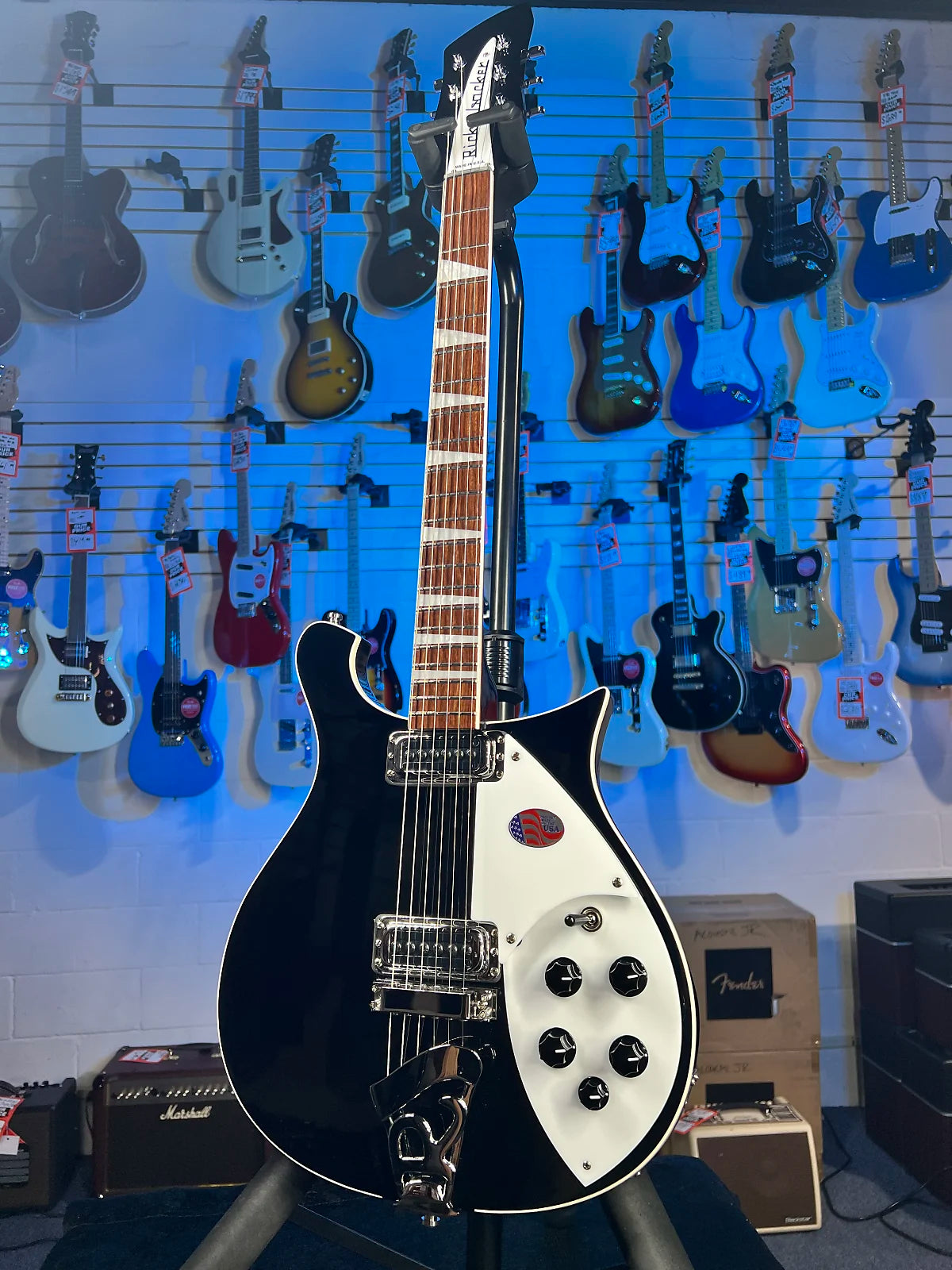 New Rickenbacker 620 Jetglo Electric Guitar w Ric Case 620JG 728