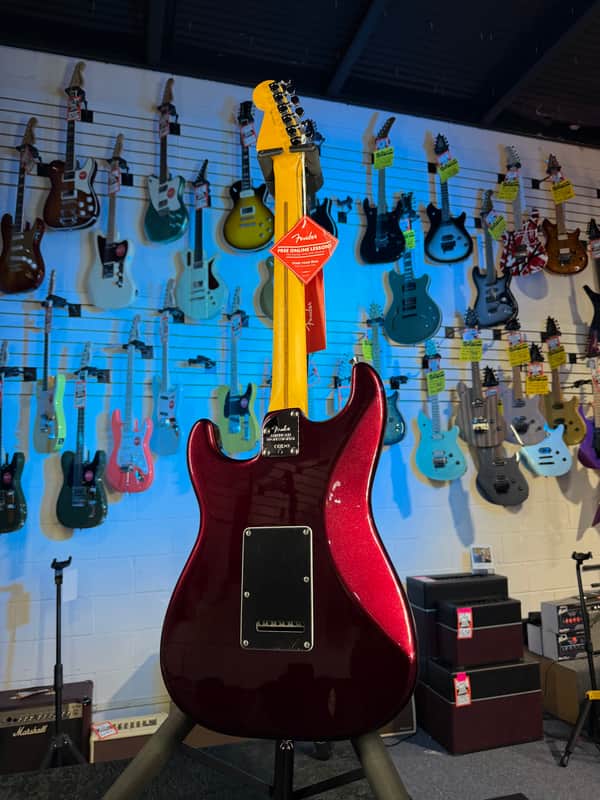 Fender American Professional Stratocaster - Oxblood