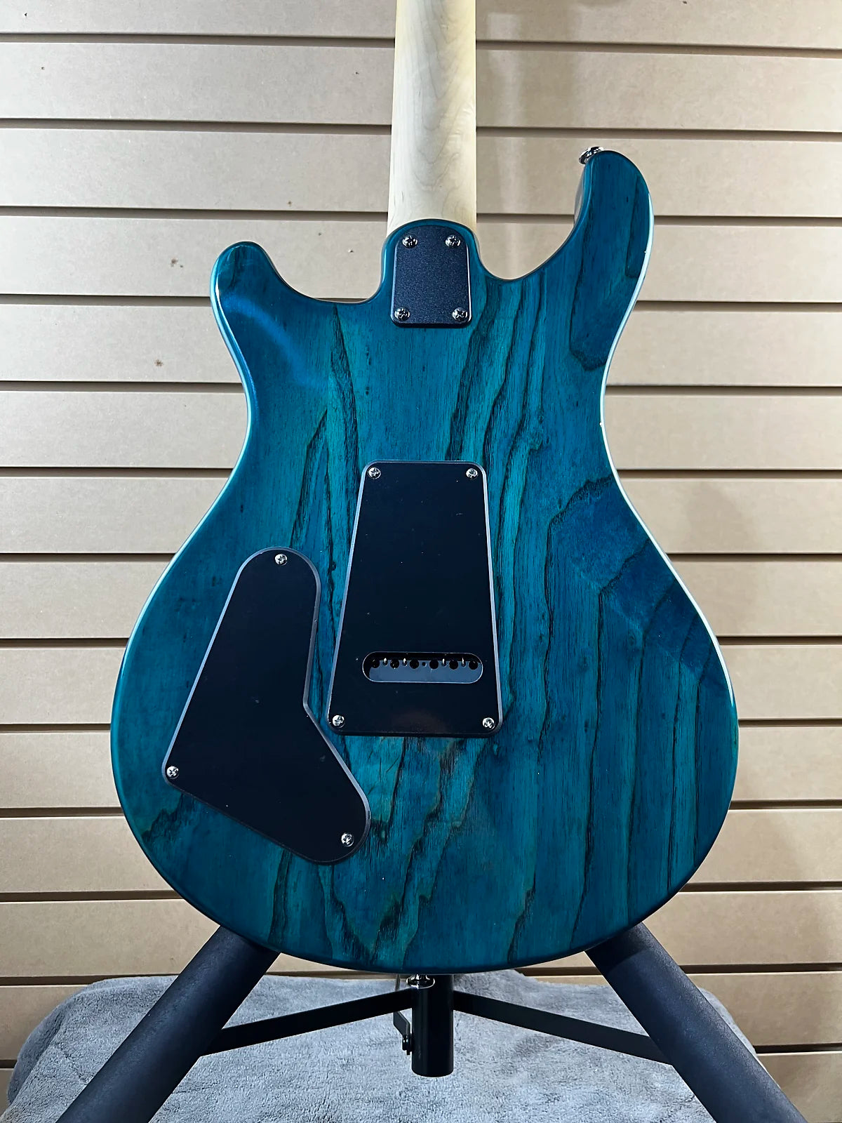 SE Swamp Ash Special Electric Guitar - Iris Blue #274